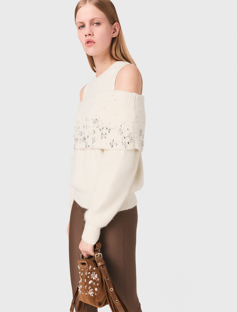 Off-the-shoulder sweater 4