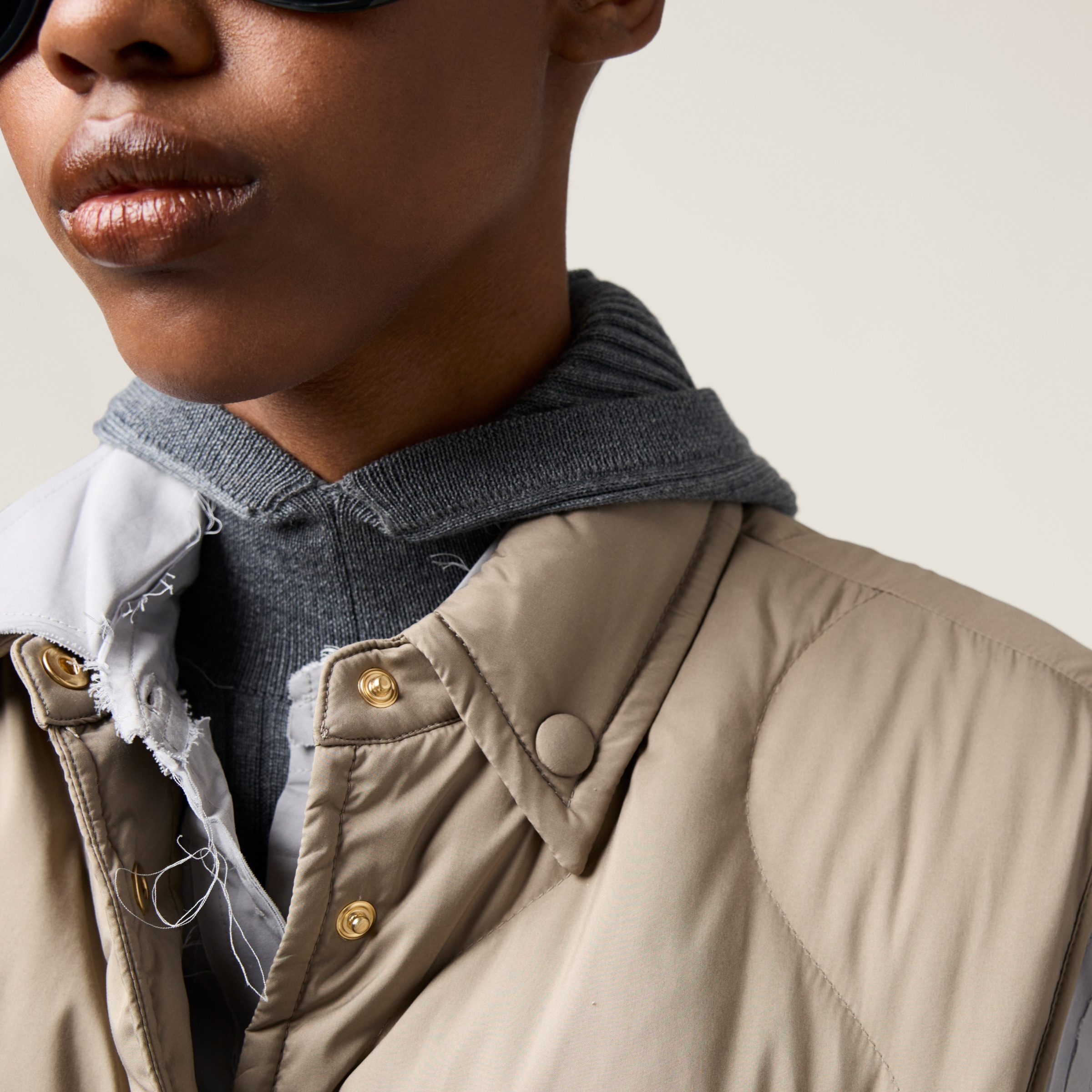 Technical pongee down vest - 6