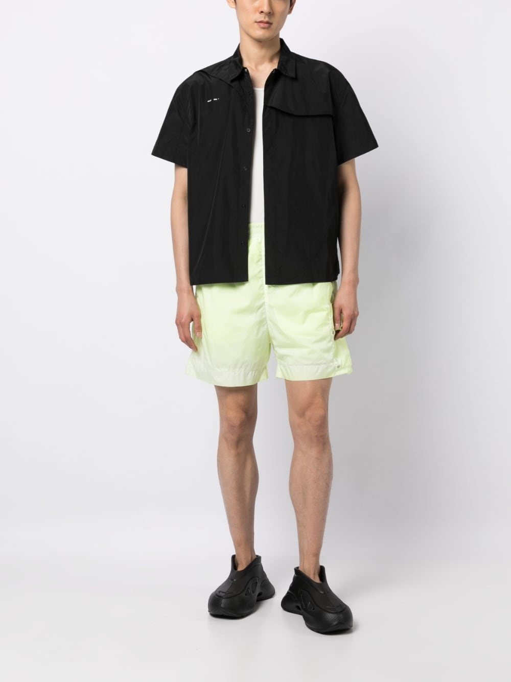 eyelet-detail straight-leg shorts - 2