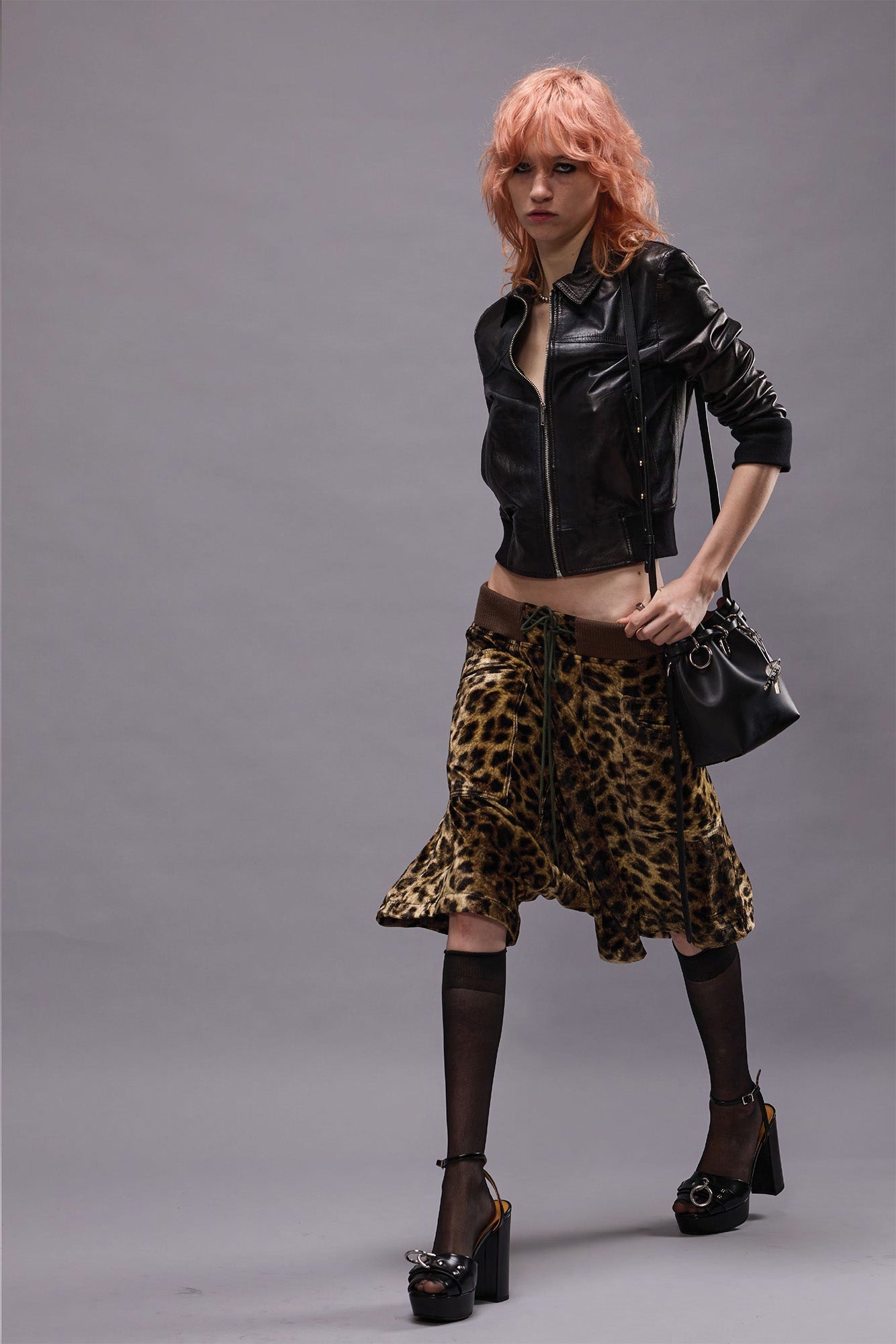 CROSSOVER SHORT - LEOPARD VELVET - 1