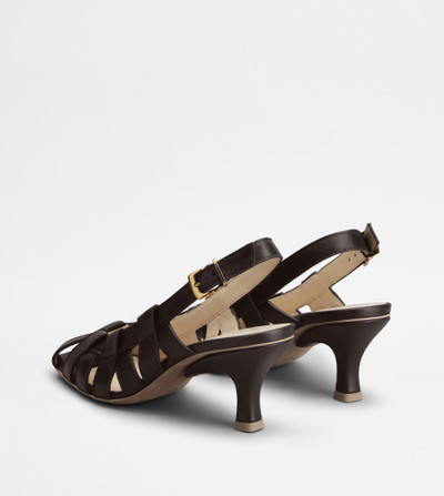 Tod's SLINGBACK PUMPS IN LEATHER - BROWN outlook