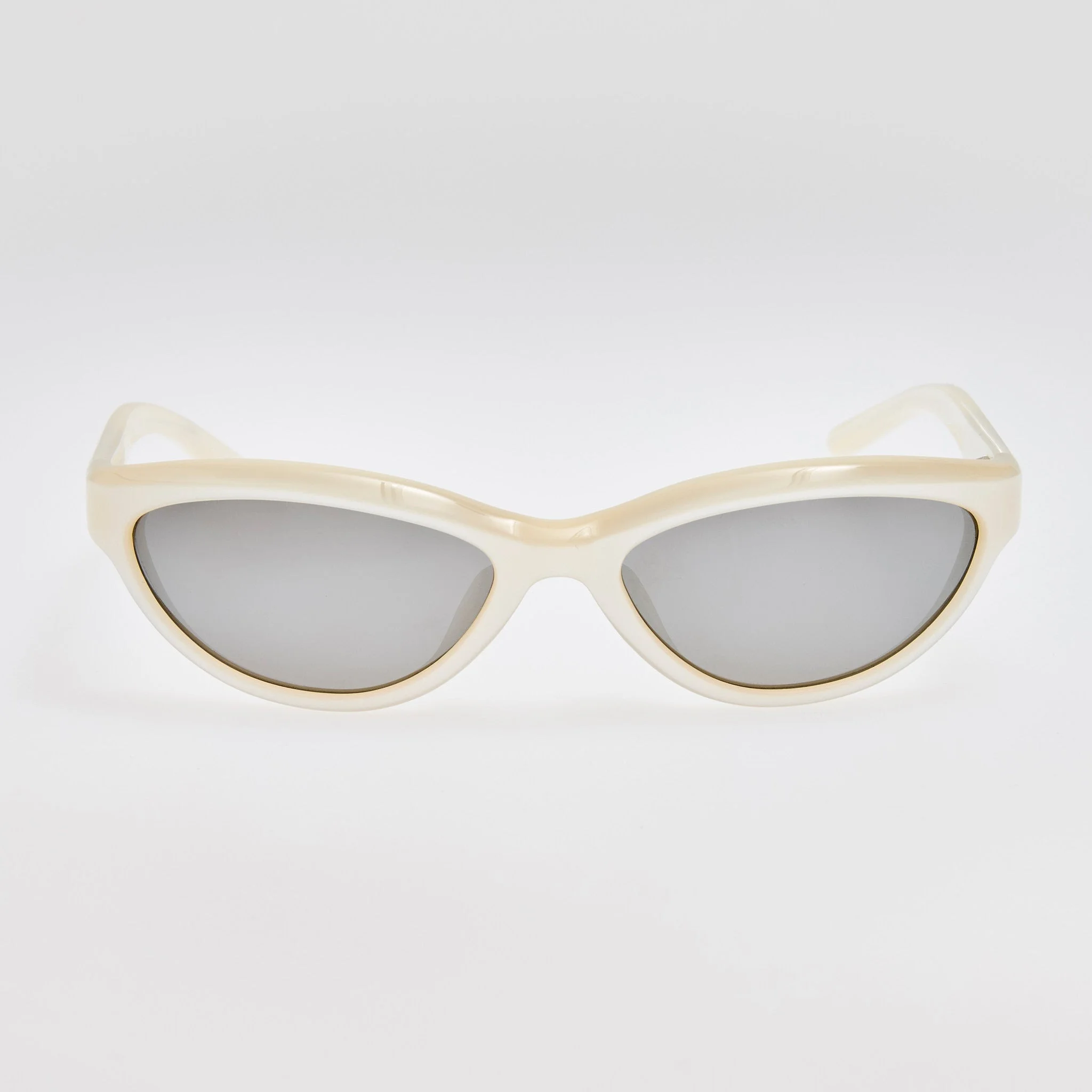 Curvo Sunglasses in Metallic Pearl - 1
