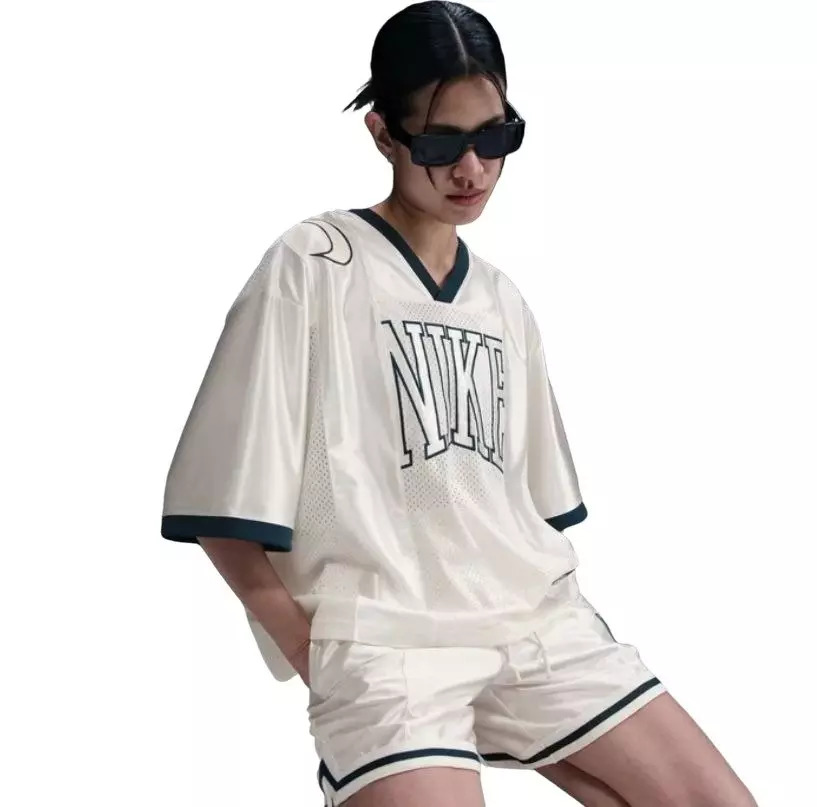 Women's Sportswear Street Short-Sleeve Graphic Jersey Top - 3