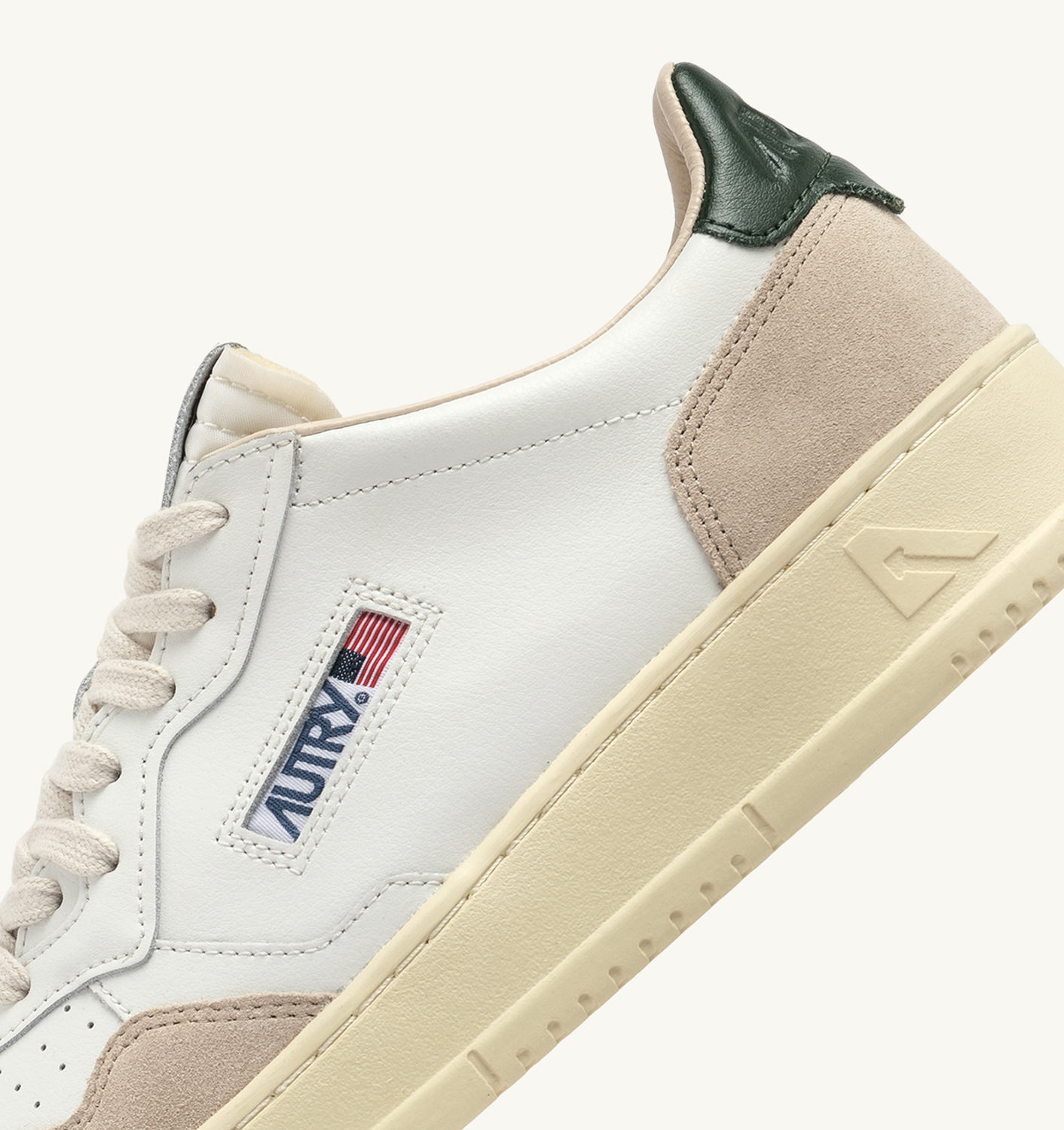 MEDALIST LOW SNEAKERS IN WHITE AND MOUNTAIN LEATHER AND BEIGE SUEDE - 6