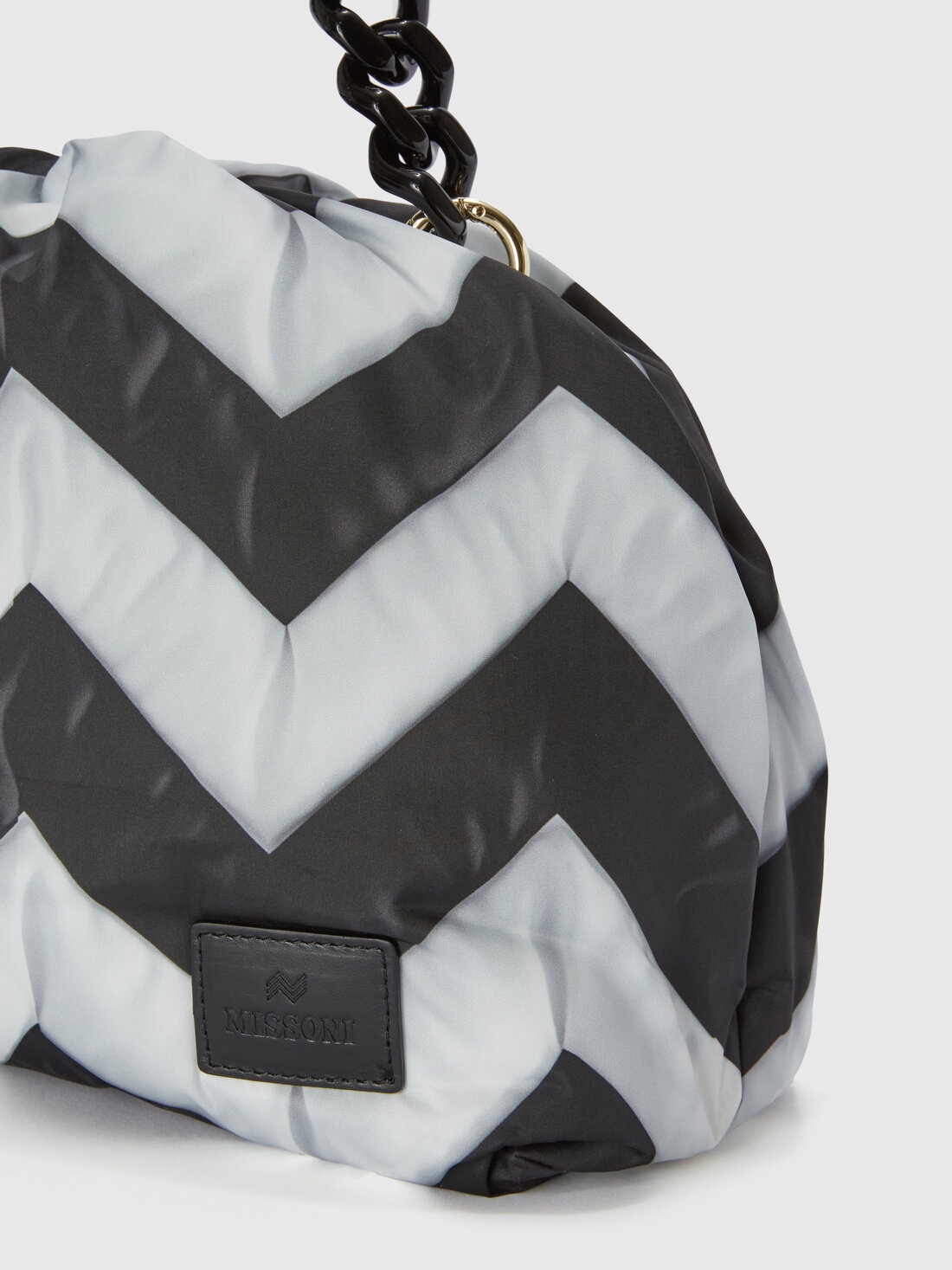 Zig zag fabric clutch with removable shoulder strap - 3