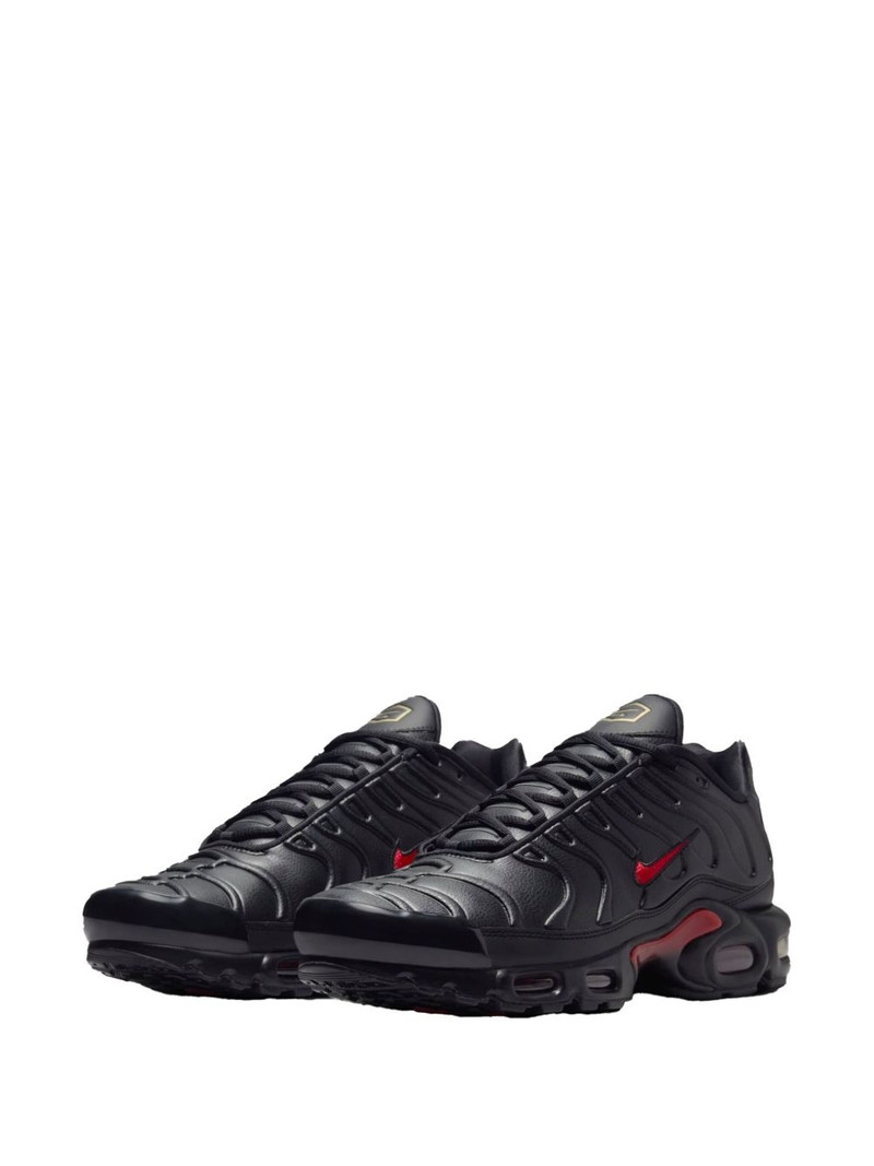 Nike Air Max Plus Premium "Bred" sneakers outlook