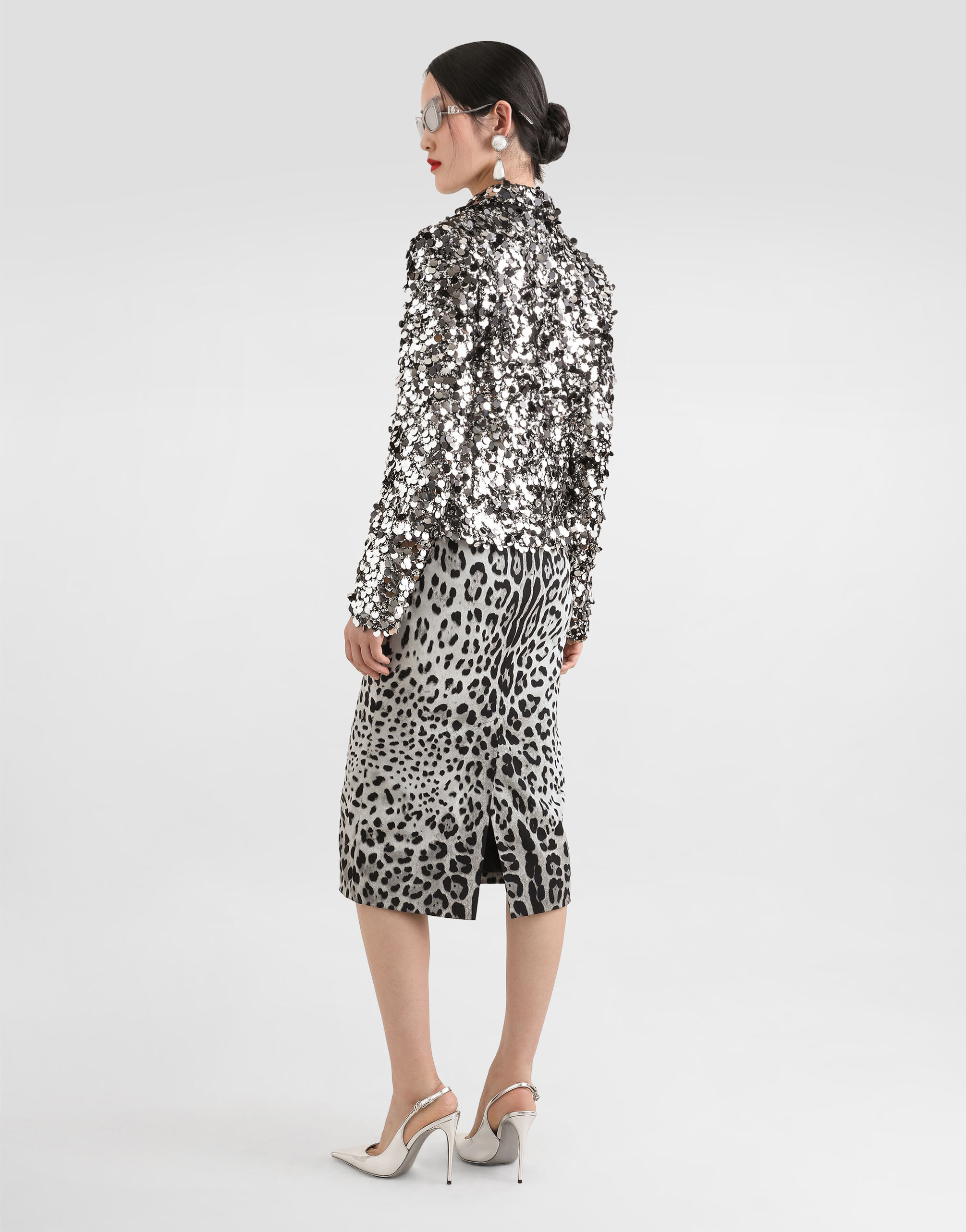 Short single-breasted jacket with sequin embellishment - 3