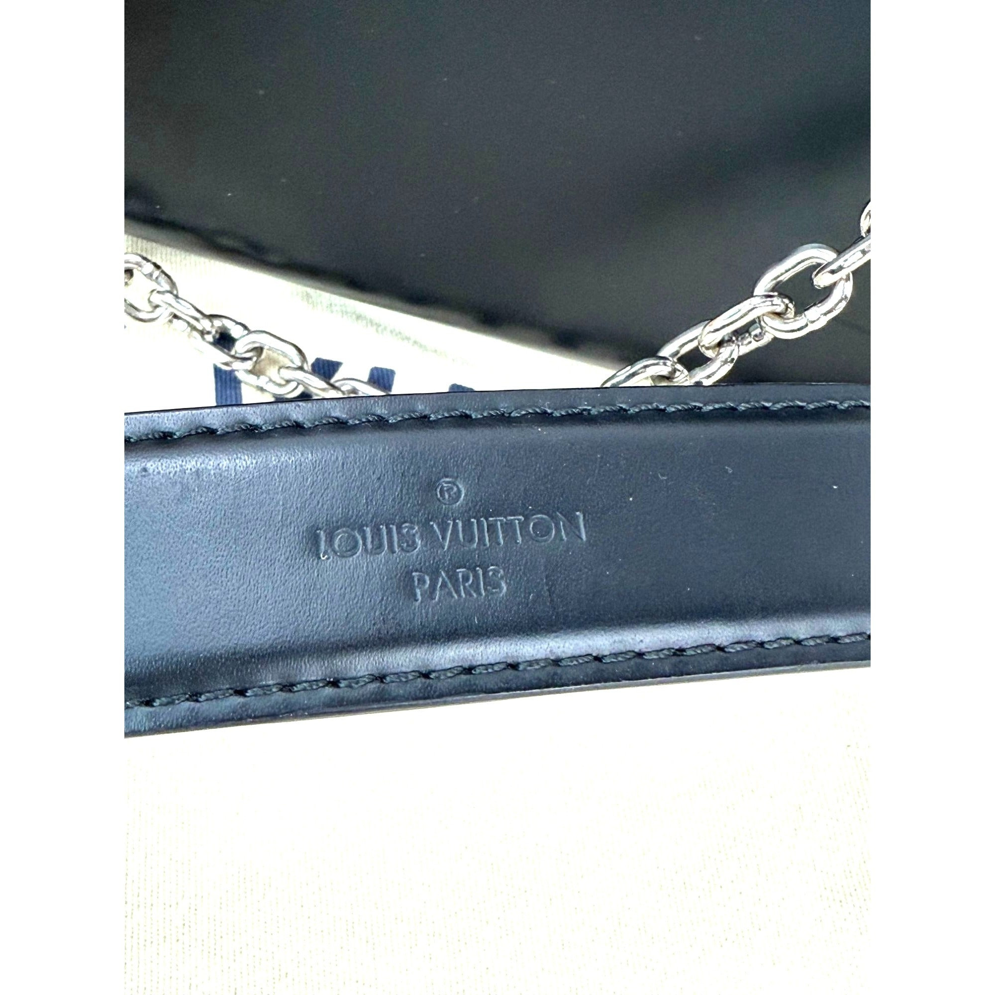 Louis Vuitton Calfskin Eyelet Twist MM Black Gold Silver Shoulder Bag - 12