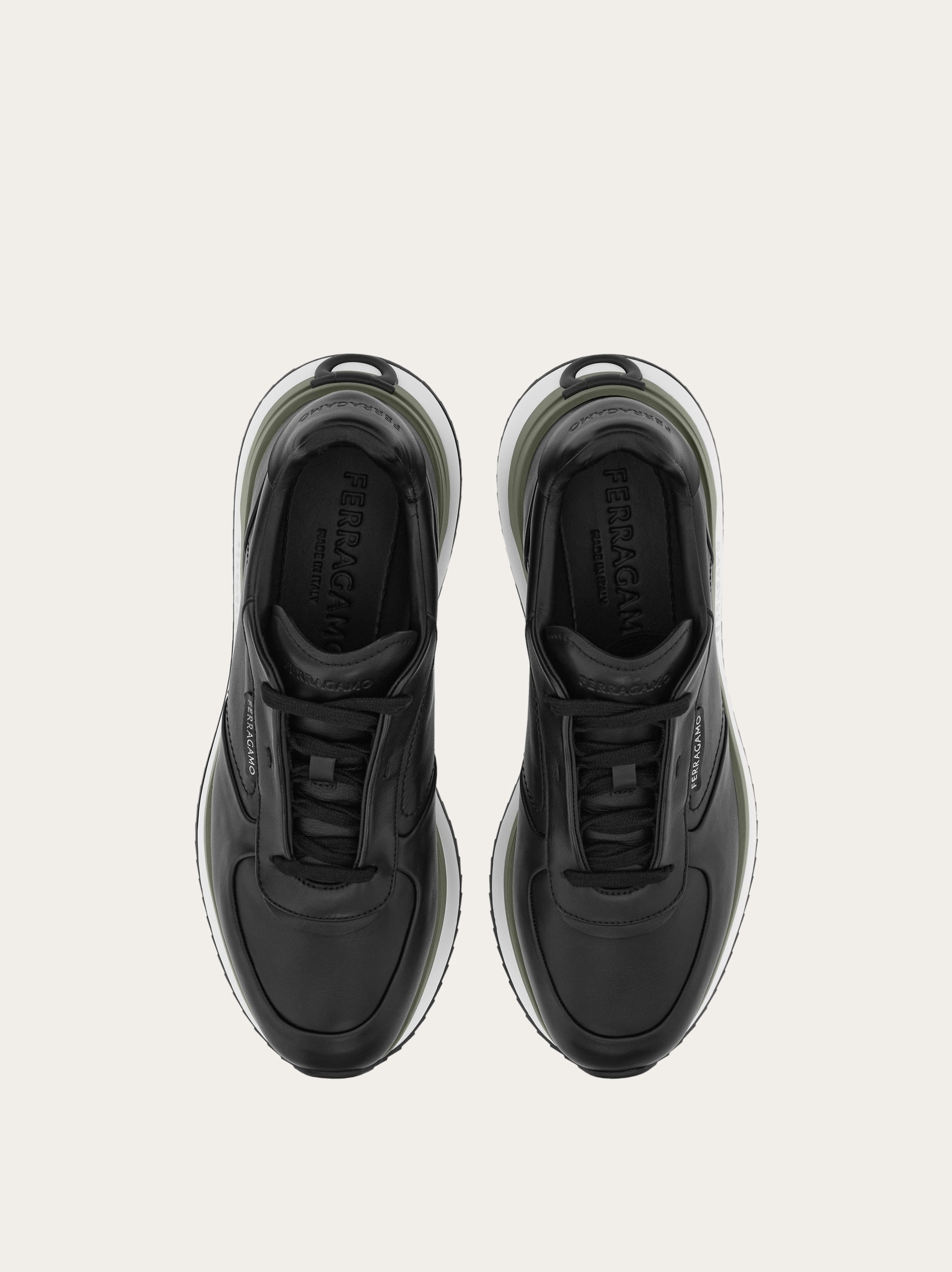 Low cut sneaker - 3
