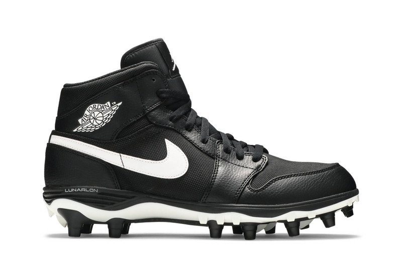 Jordan 1 Mid TD Cleat 'Black' - 1
