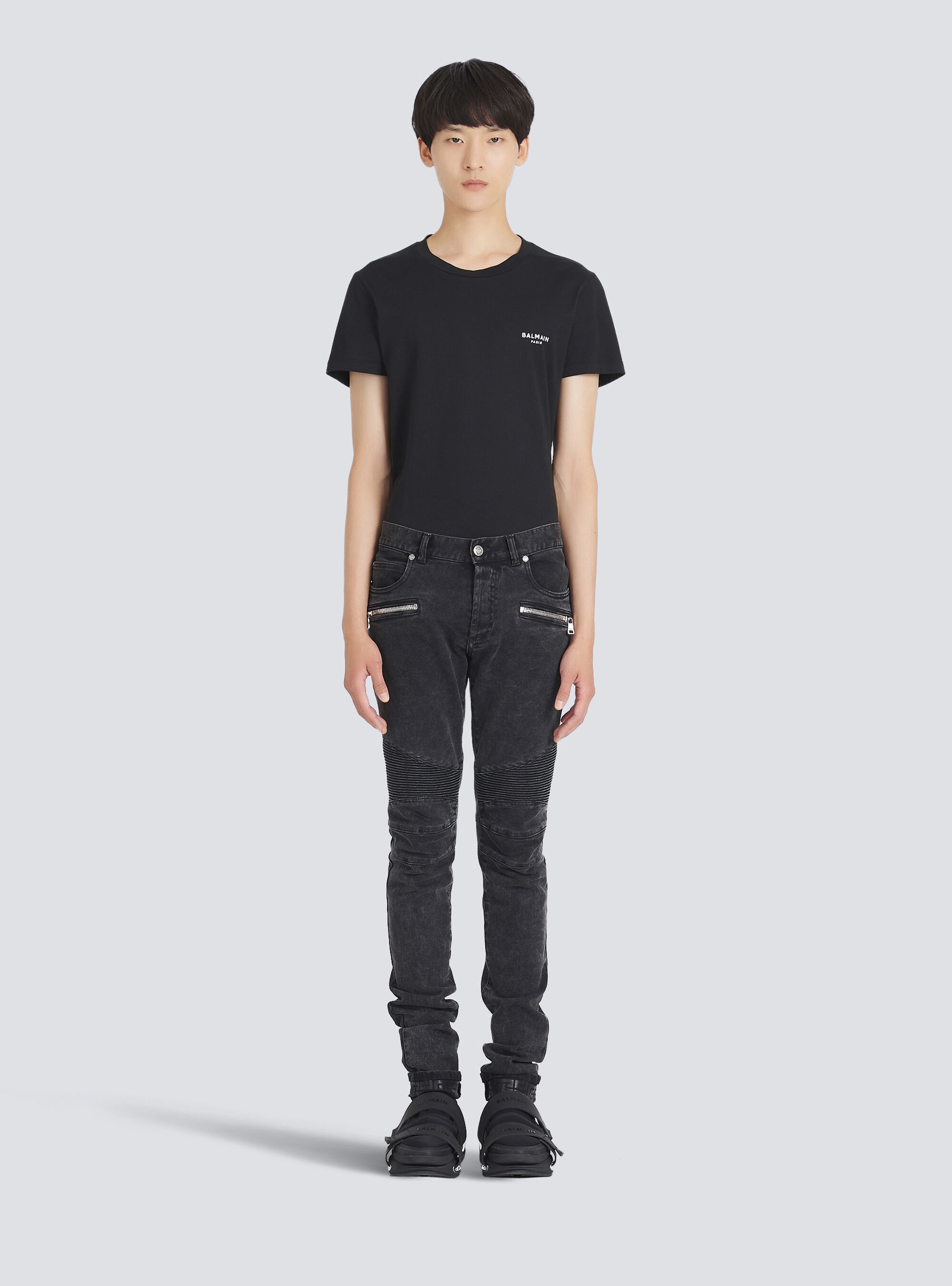 Slim cut ridged cotton jeans with Balmain monogram on hem - 2