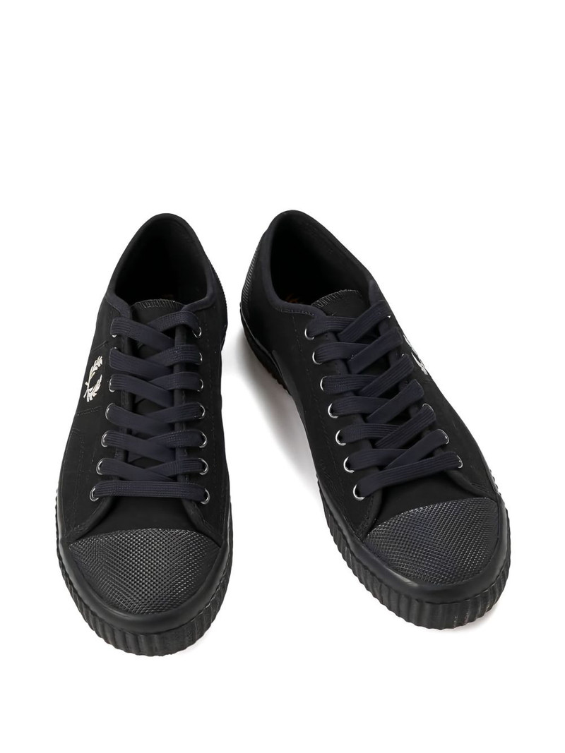 Fred Perry logo-embroidery sneakers outlook