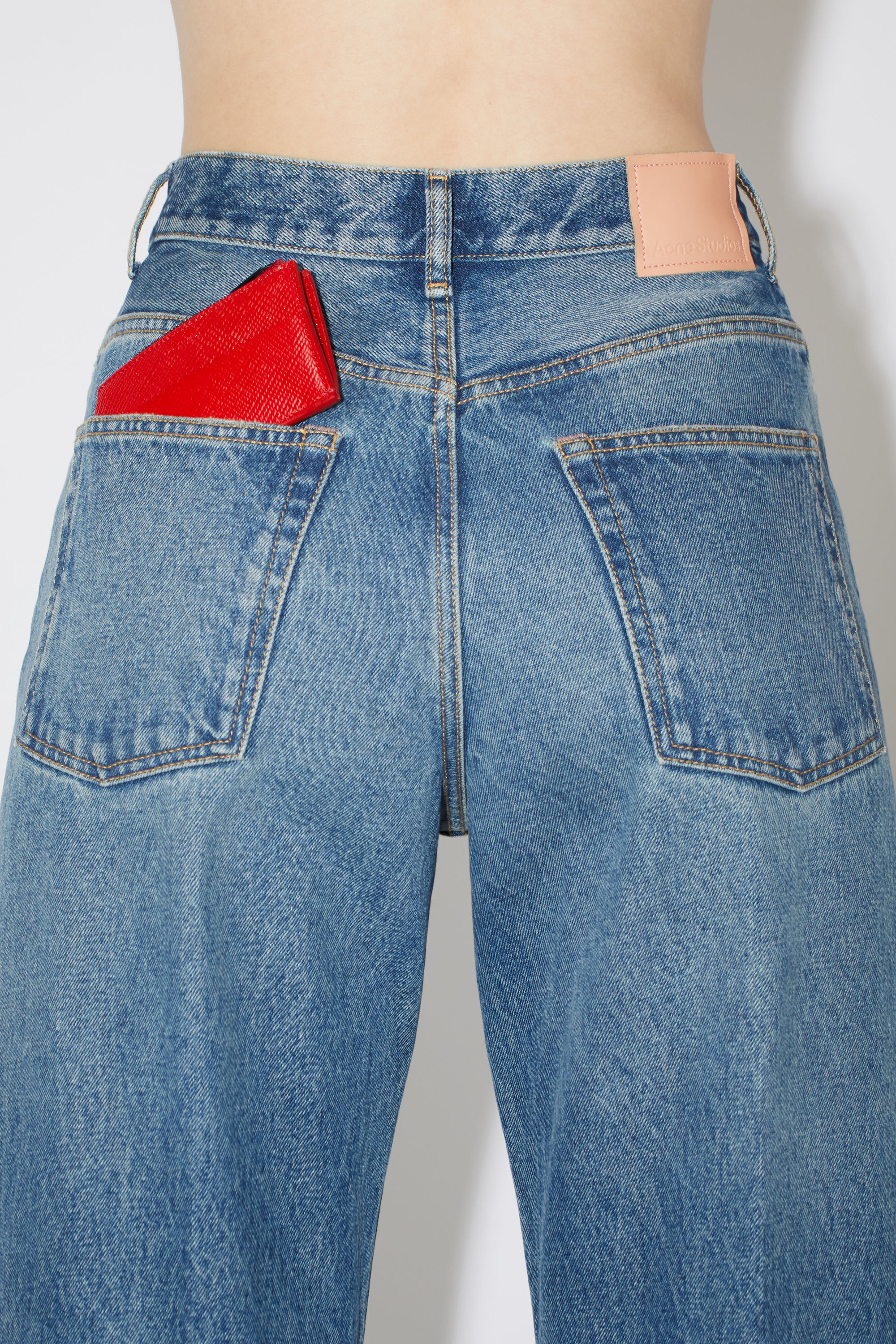 Zippered wallet - Bright Red - 2
