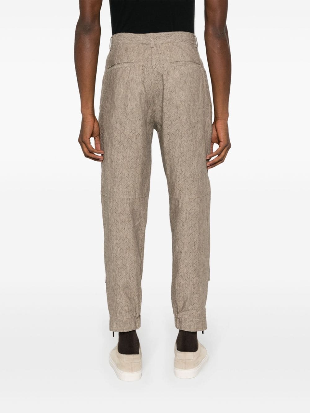 perforated-embellished linen tapered trousers - 4