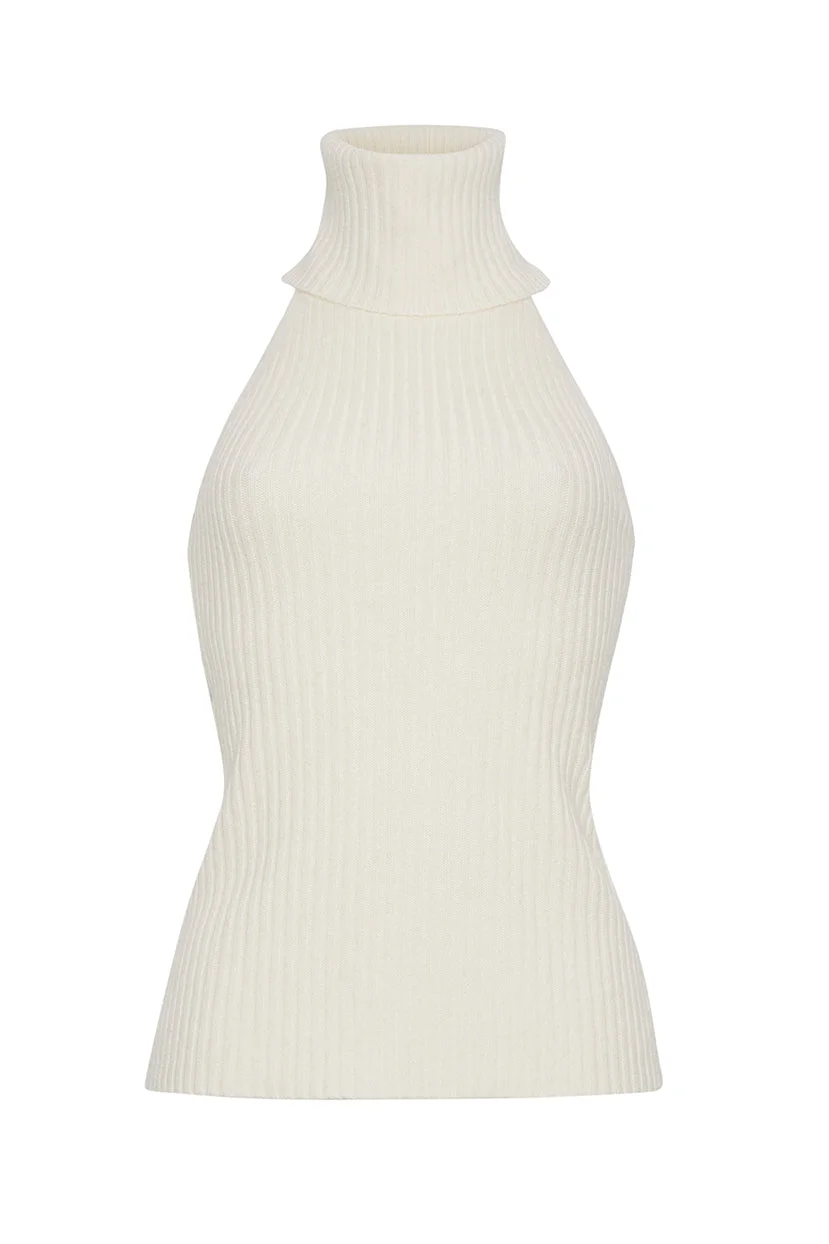 Samson Top
Statement Elegance: Form-Fitting Ribbed Knit Halter with an Open Back and Luxurious Overs - 1