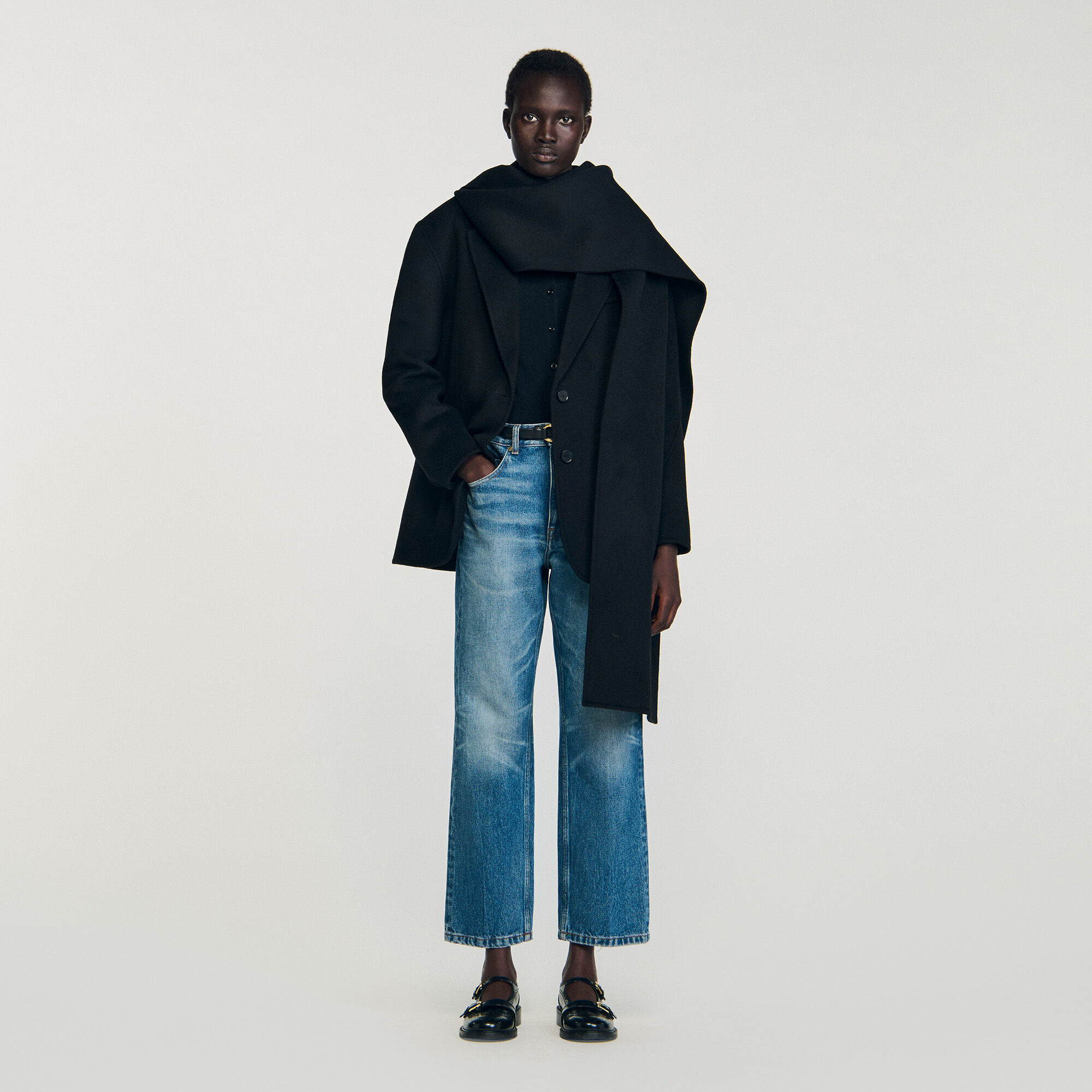 SHORT COAT WITH REMOVABLE SCARF - 1