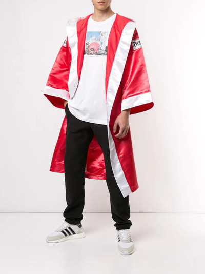 Supreme x Everlast satin boxing robe outlook