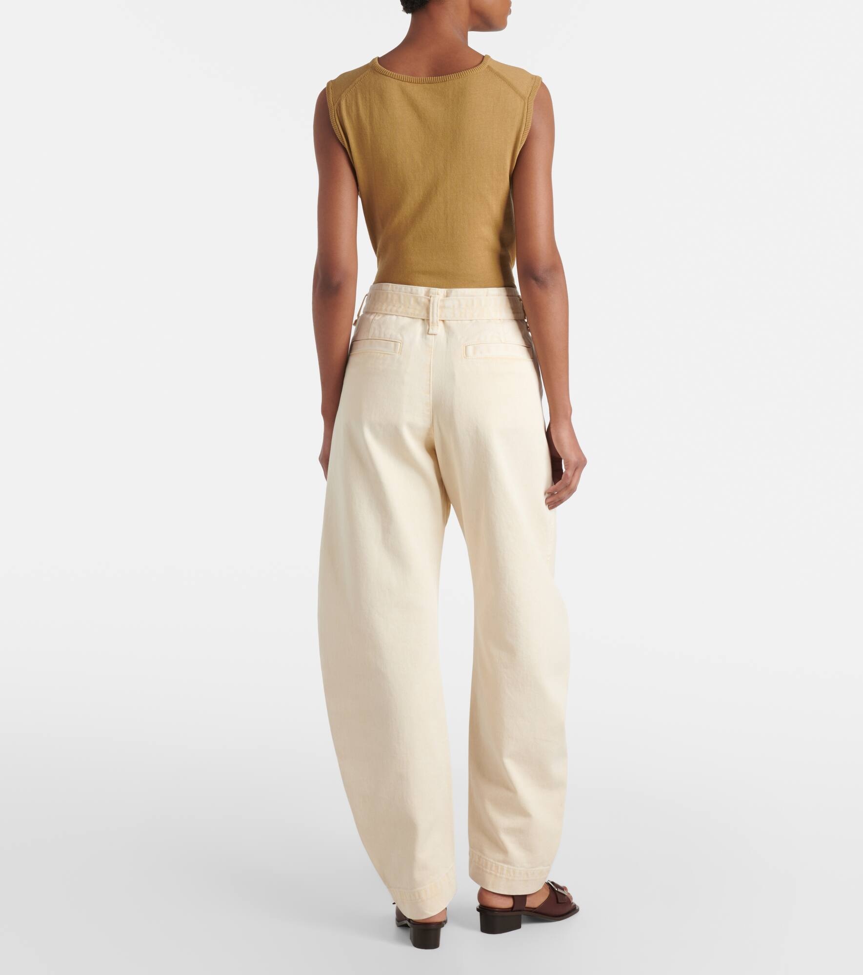 Belted barrel-leg jeans - 3