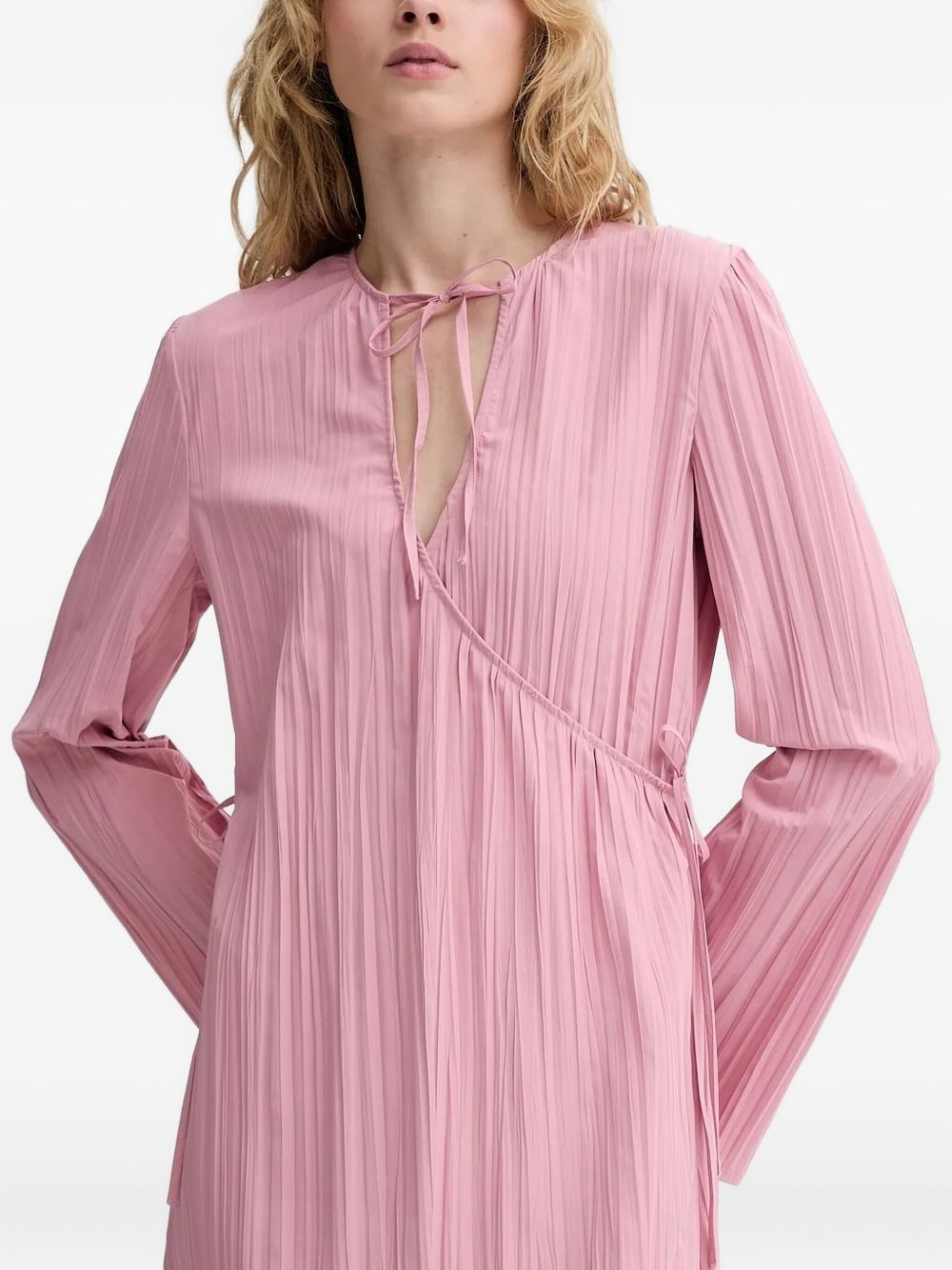 pleated tie-neck midi dress - 2