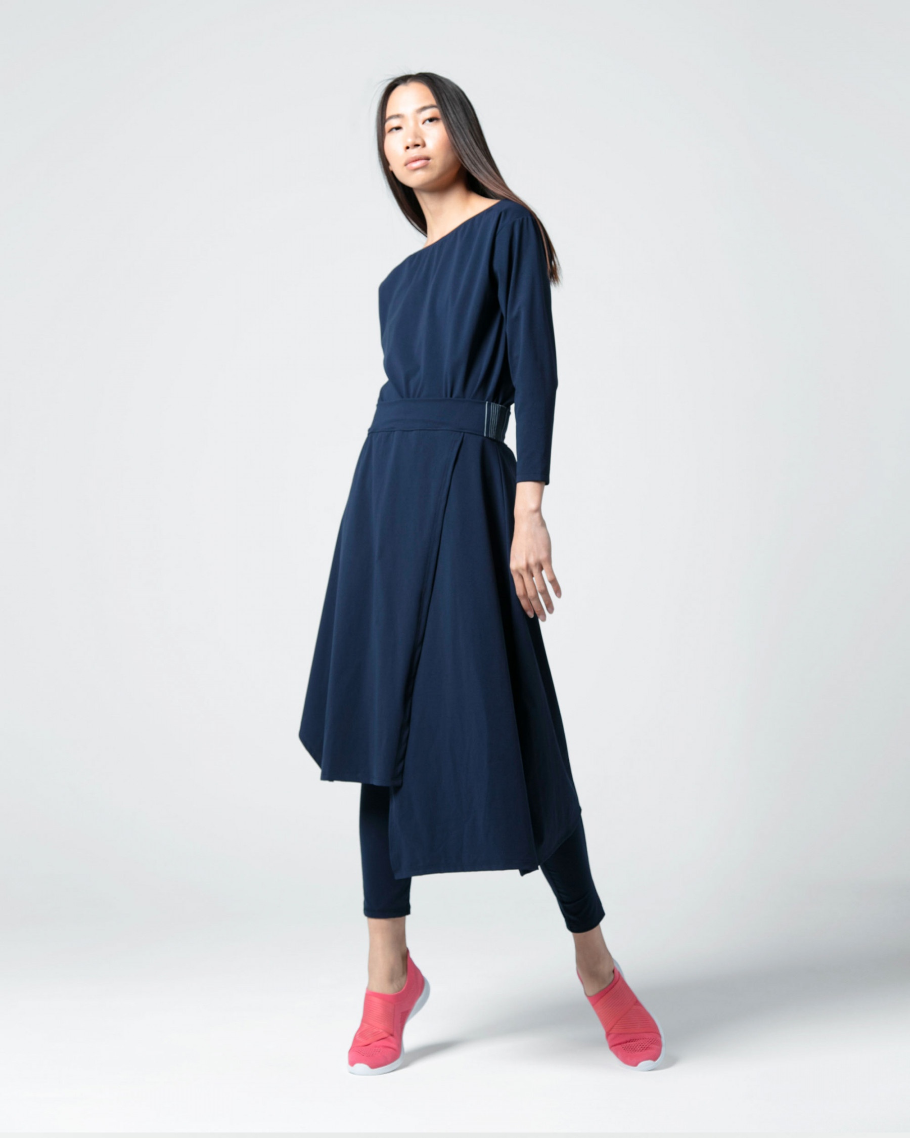 Asymmetric high-stretch dress - 2