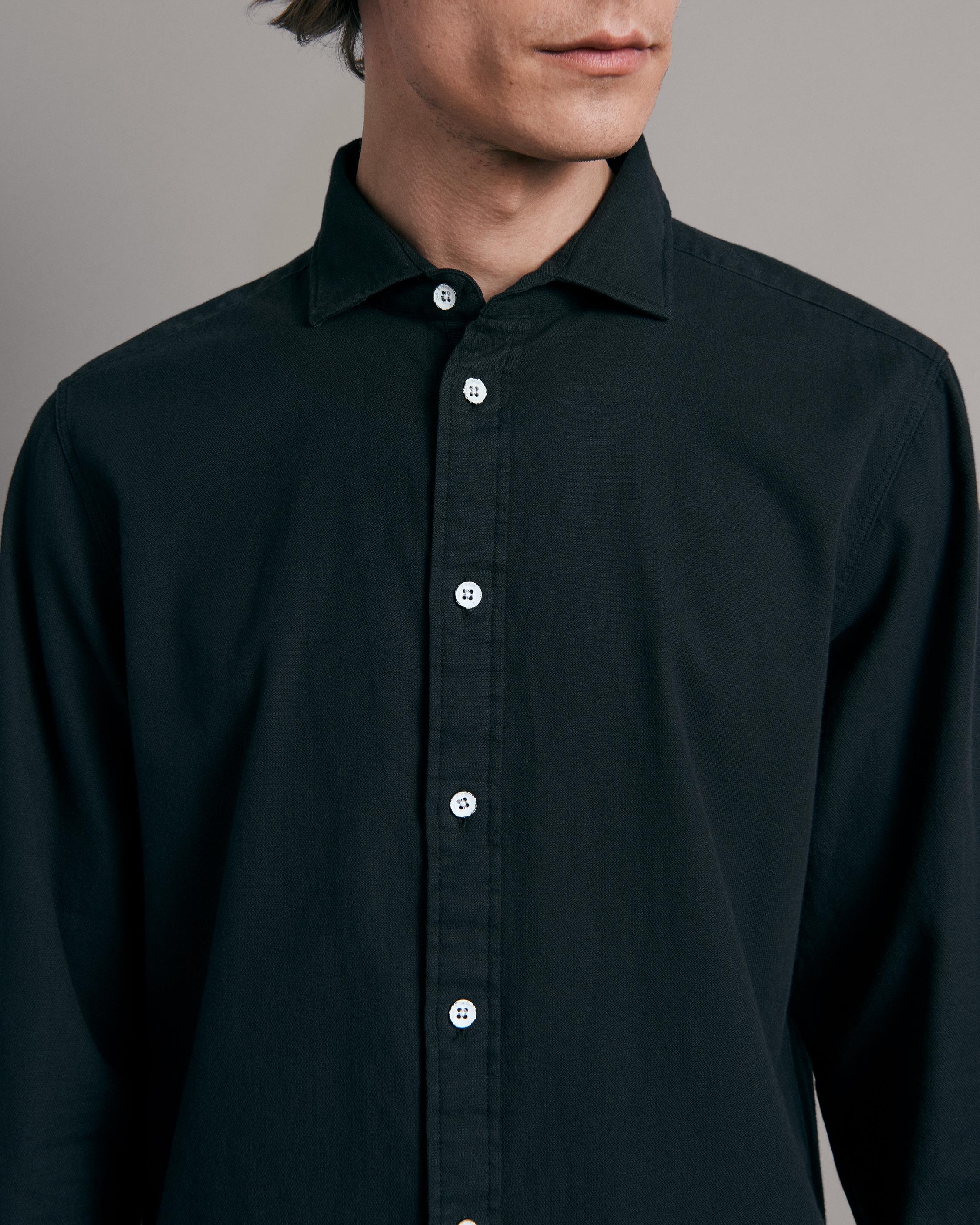 Dobby Cotton Pursuit 365 Shirt
Slim Fit Button Down - 6