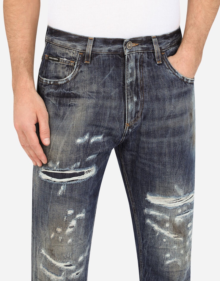 Loose jeans with mud-effect detailing - 4