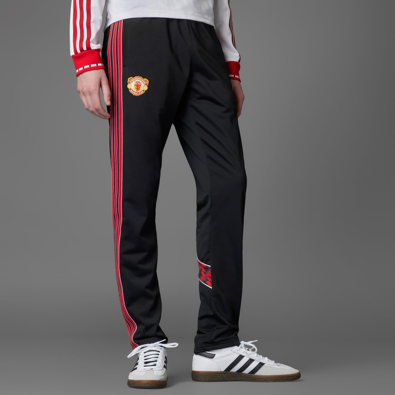 adidas Manchester United '91 Track Pants outlook