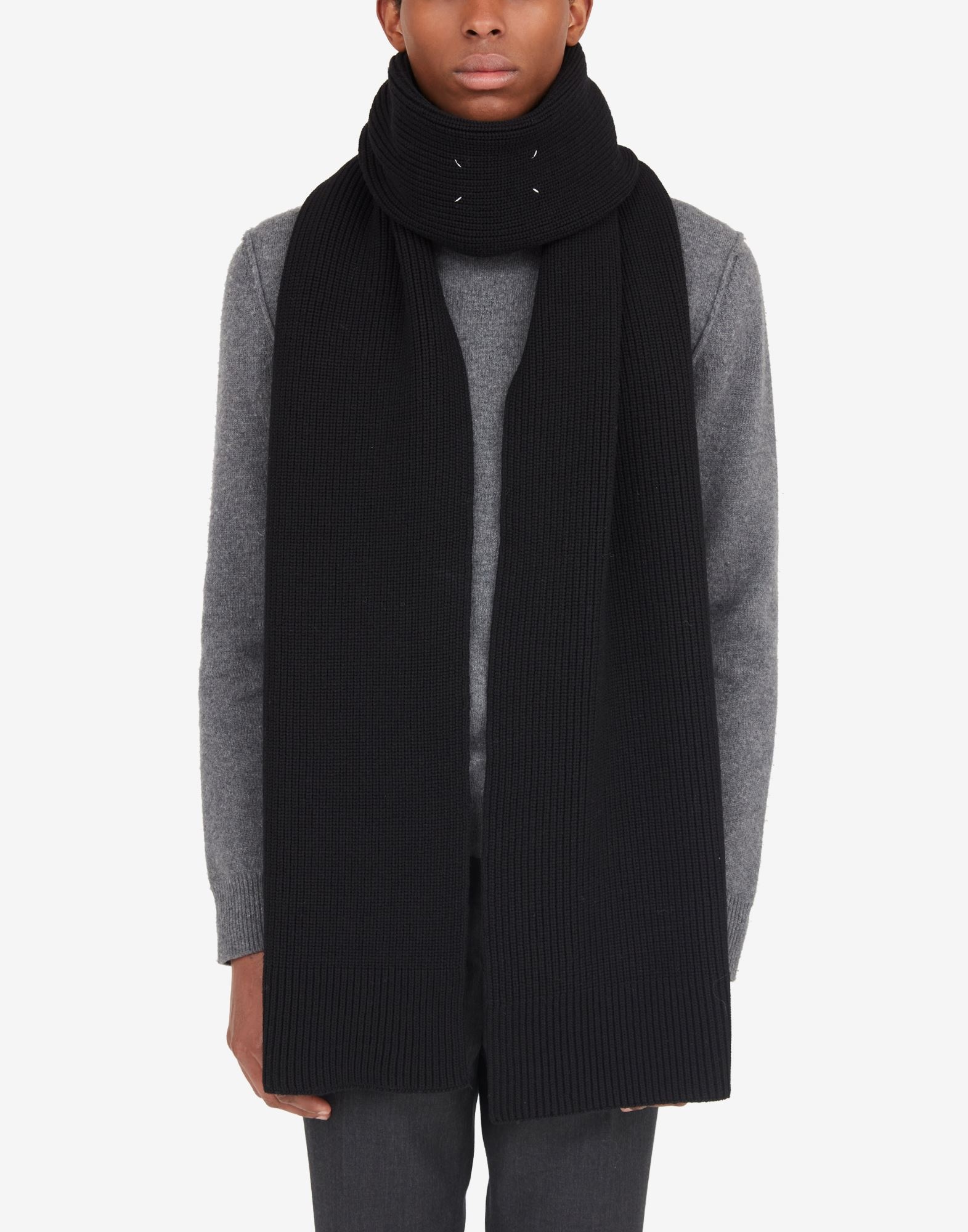 Maison Margiela Four-stitches scarf | REVERSIBLE