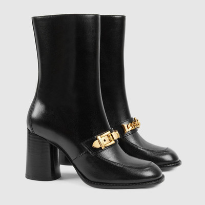 GUCCI Women's ankle boot with chain outlook