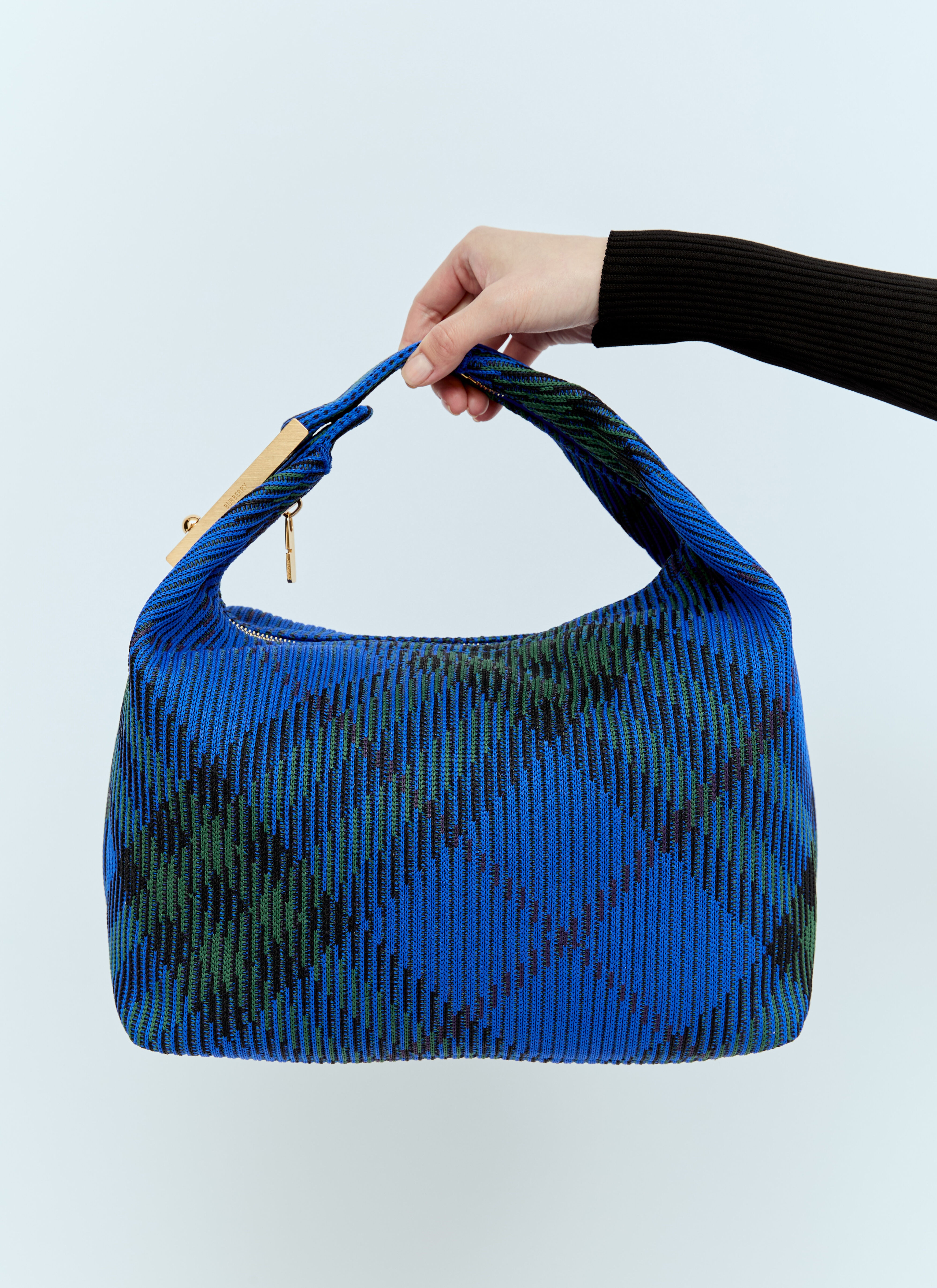 Burberry Medium Peg Duffle Handbag | lncc | REVERSIBLE