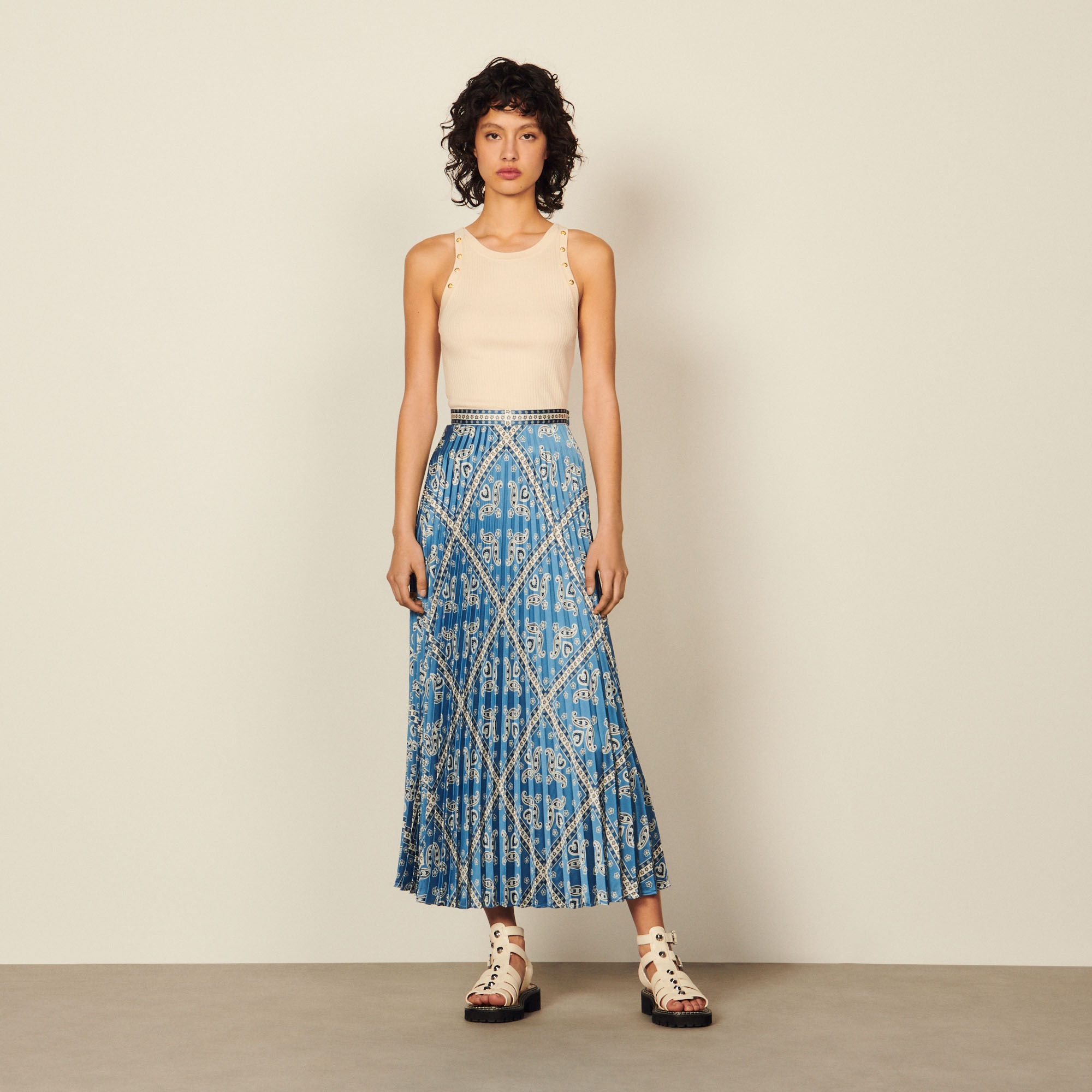 Long printed skirt with pleats - 6