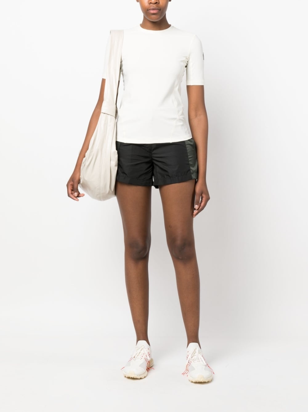 graphic-print T-shirt - 2