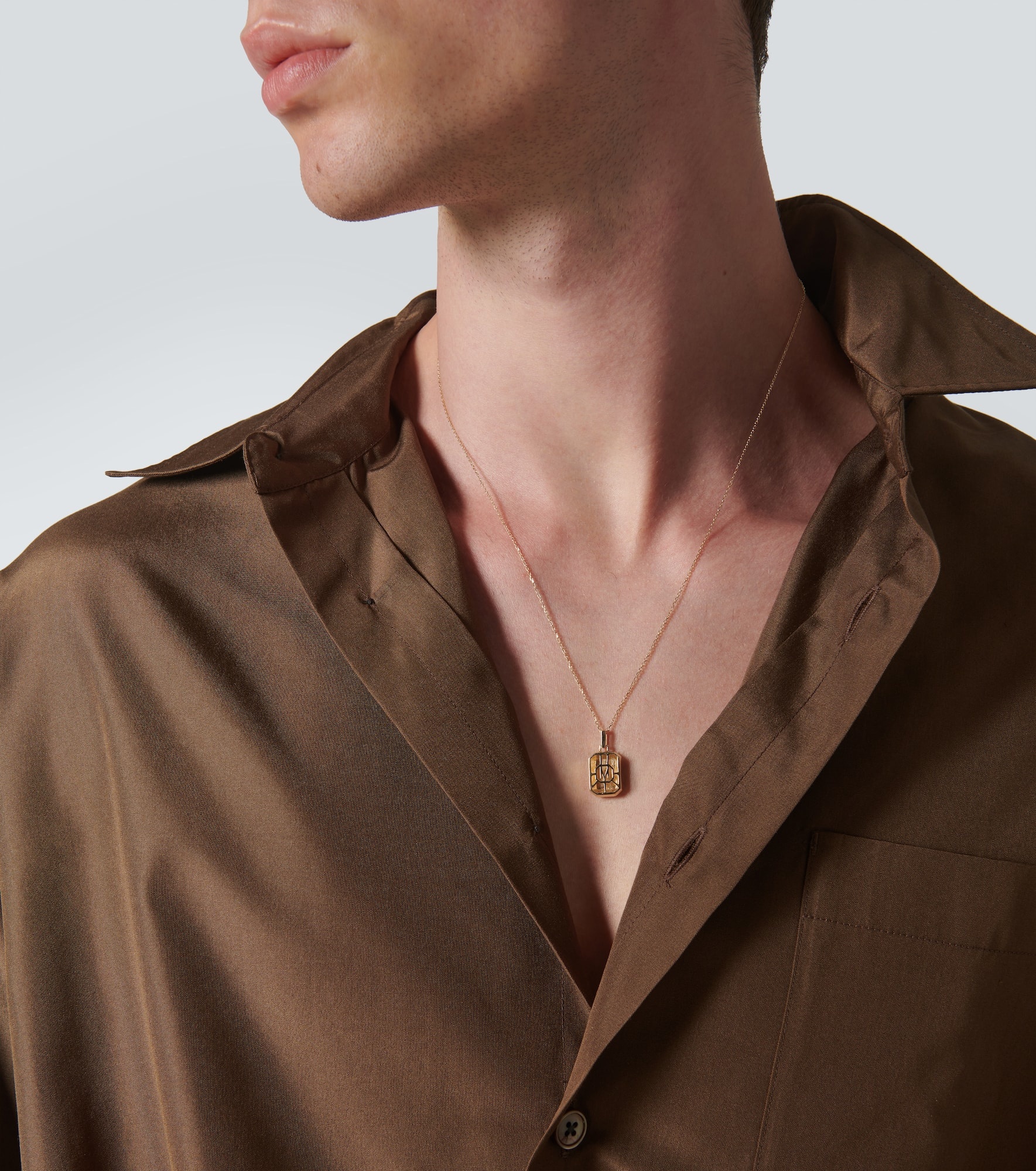 14kt gold necklace with emerald pendant - 2