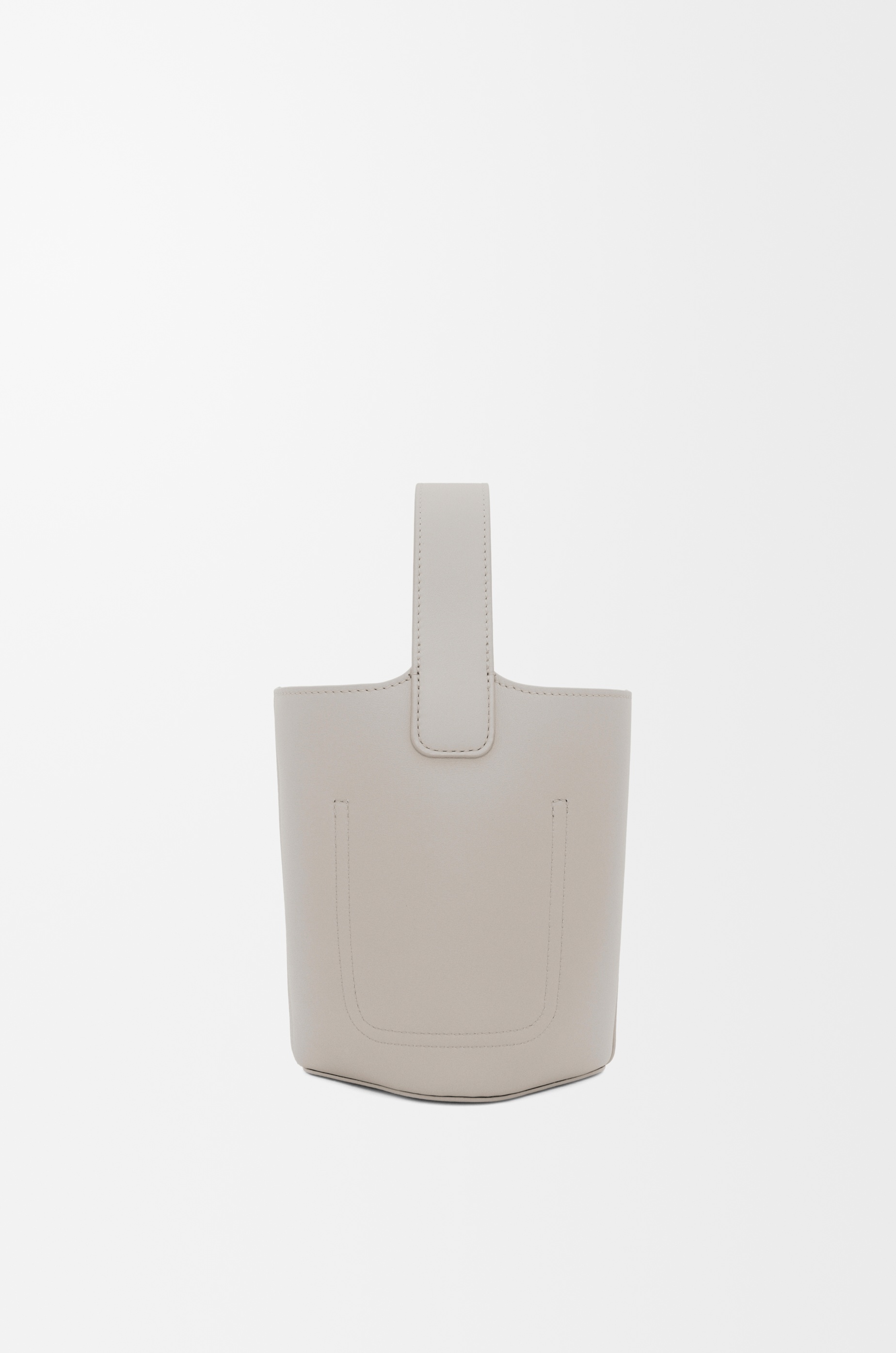 Mini Pebble bucket in smooth calfskin - 5