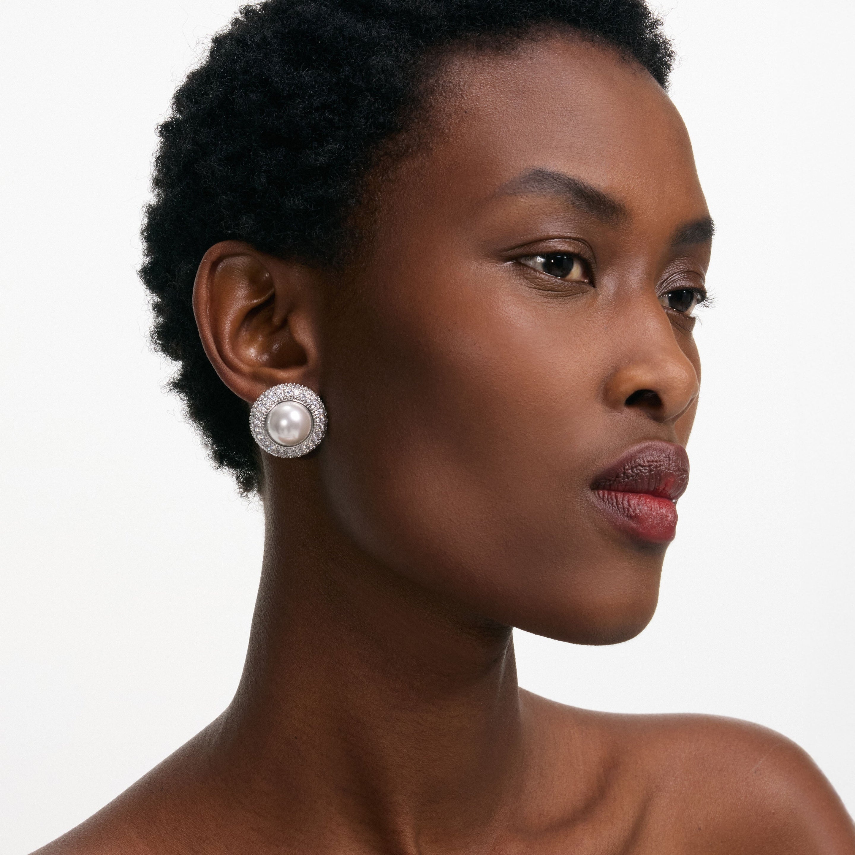 Small Crystal Pearl Earrings - 3