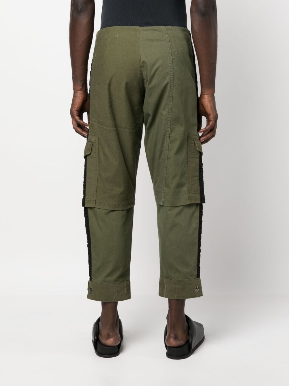 cropped-leg cargo trousers - 4