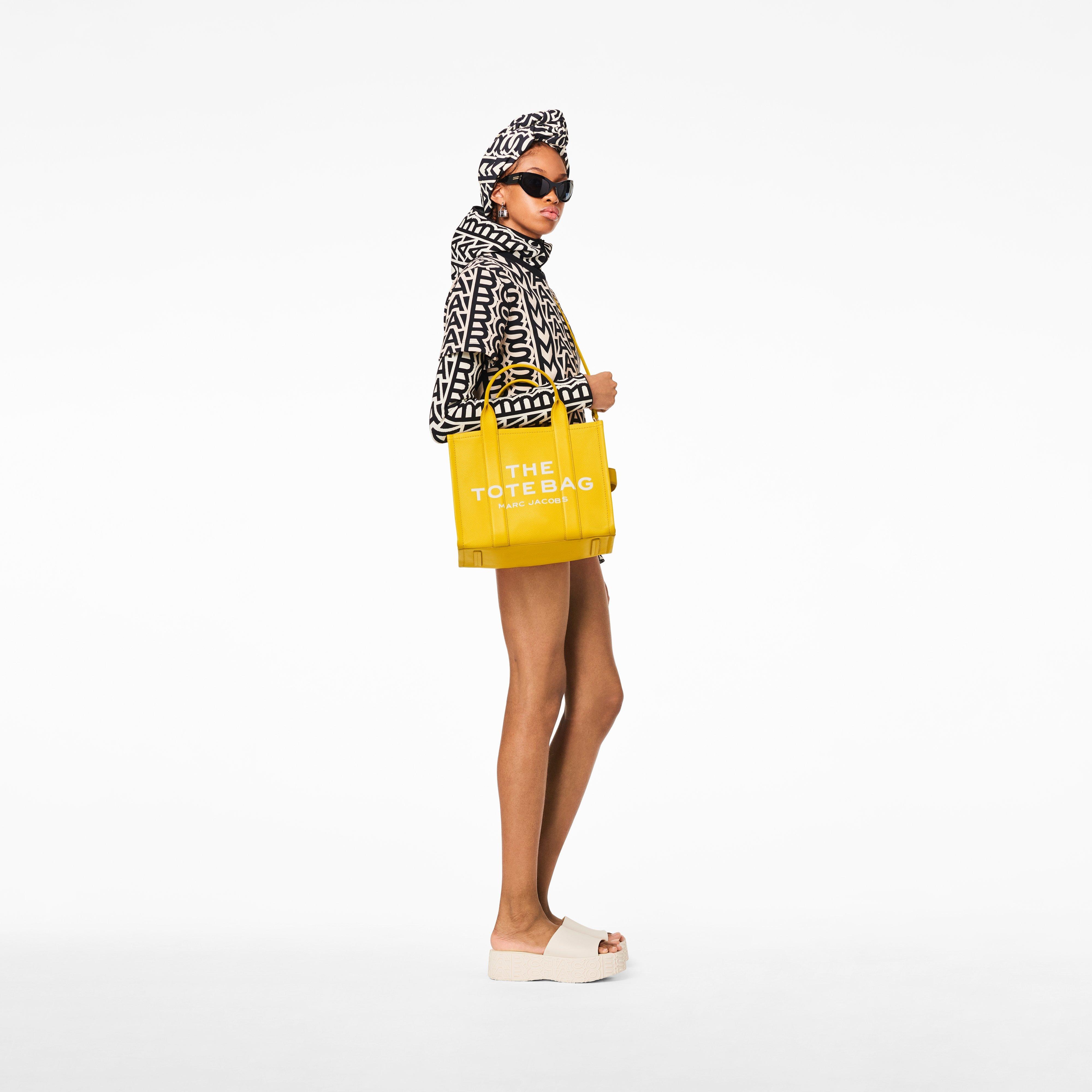 THE LEATHER MEDIUM TOTE BAG - 2