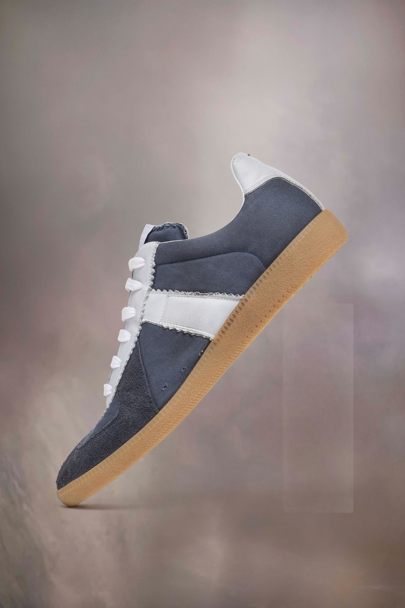 Maison Margiela Replica sneakers outlook
