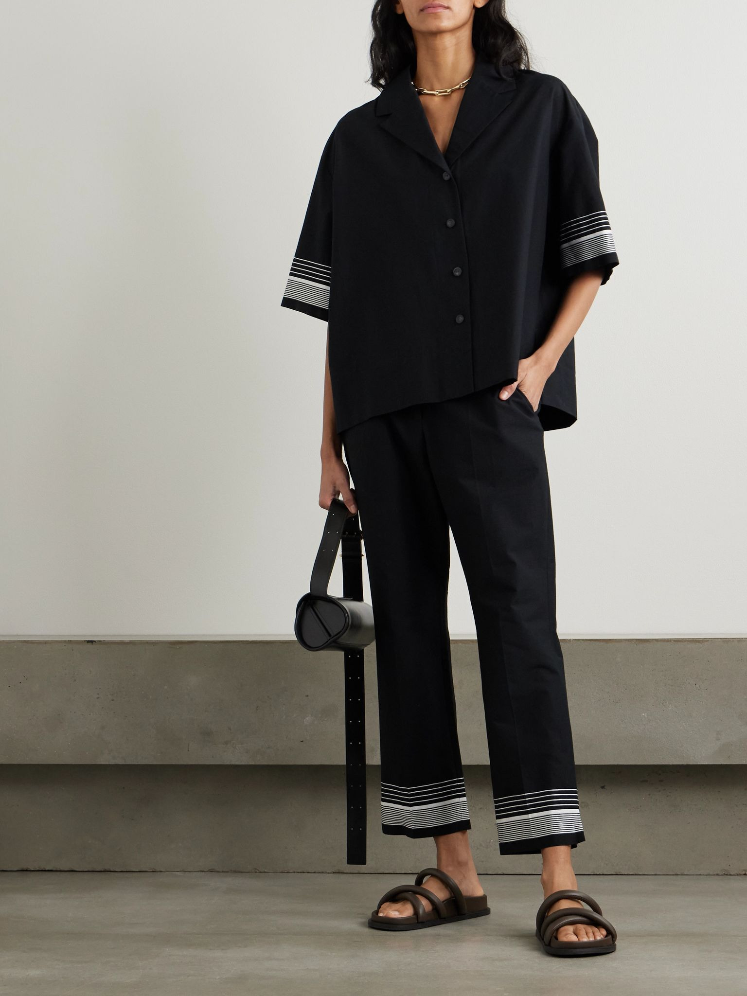 Tottenham cropped embroidered cotton-blend straight-leg pants Black - 2