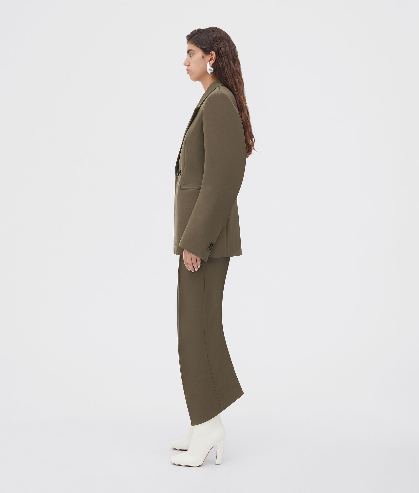 compact wool jacket with curved sleeves - 2