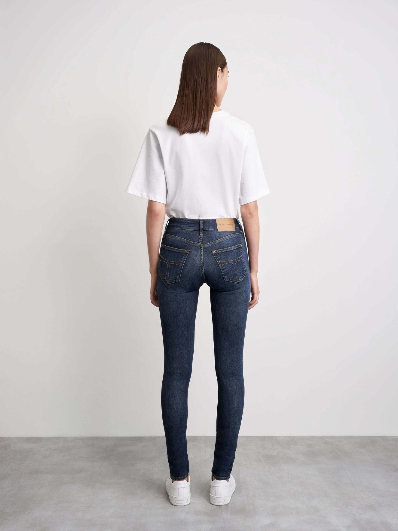 Slight Skinny-Fit Jeans - 3
