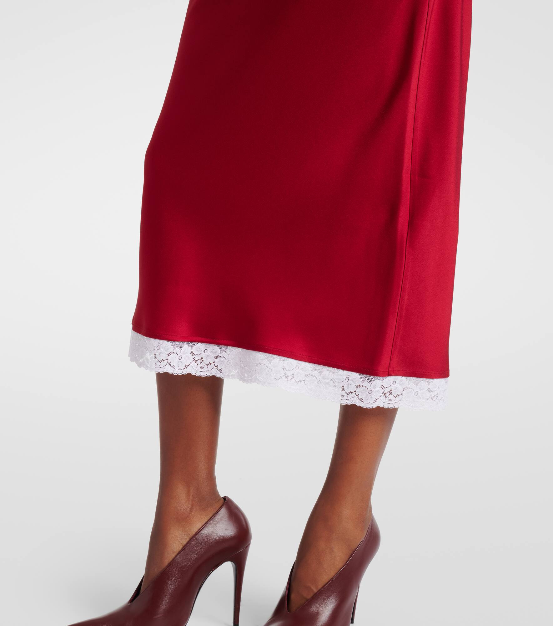 Lace-trimmed satin midi skirt - 5