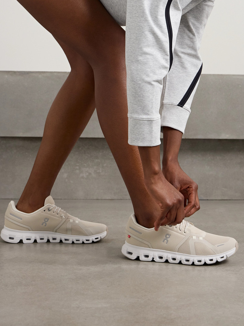 On Cloud 6 Mesh Sneakers outlook