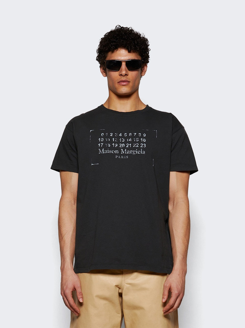 Maison Margiela Logo Tee Washed Black outlook