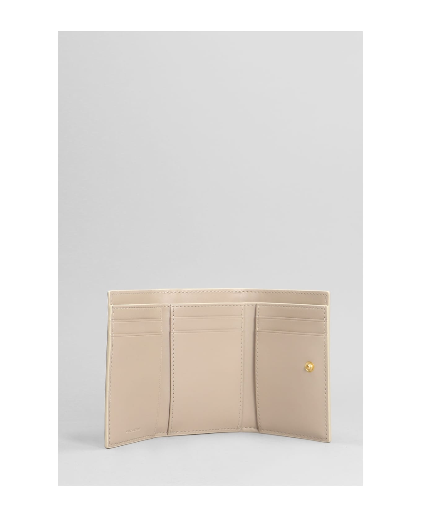 The Trifold Wallet In White Leather - 4