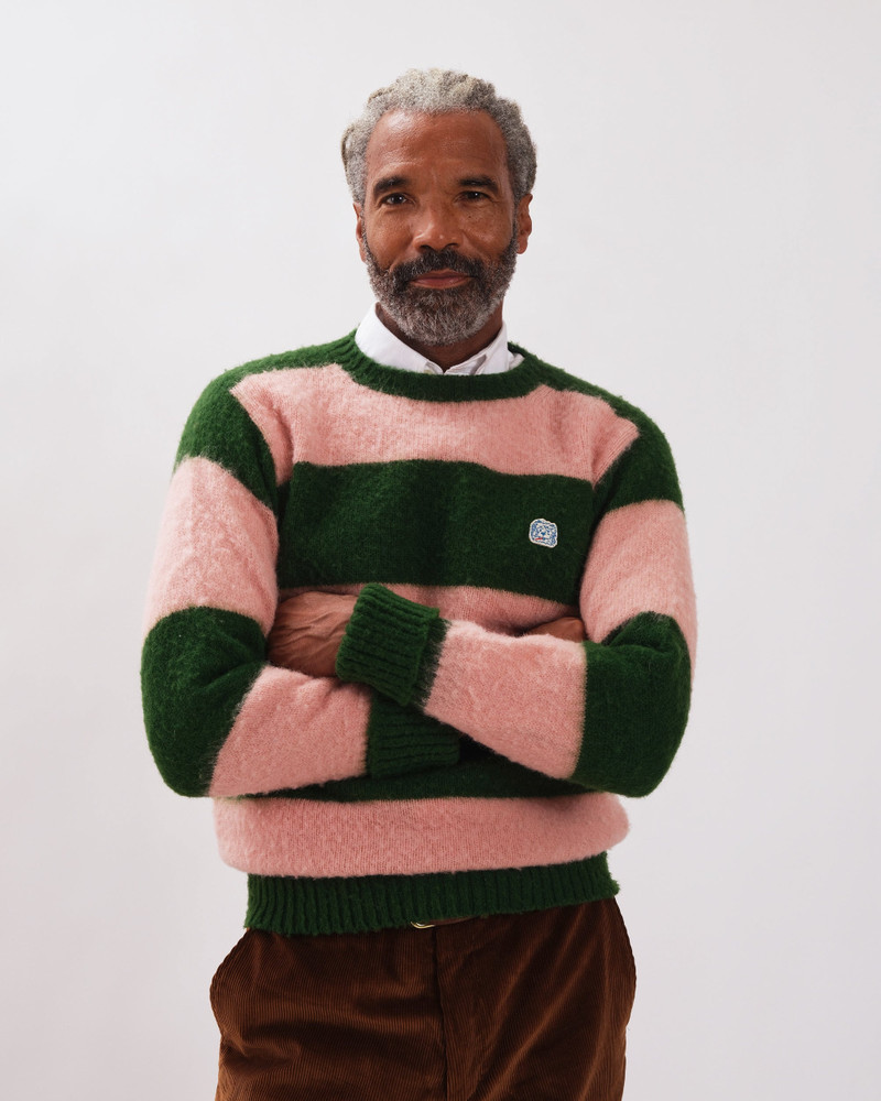 MADE-IN-SCOTLAND GREEN & PINK STRIPE SHAGGY DOG ICON SWEATER - CLASSIC FIT 3