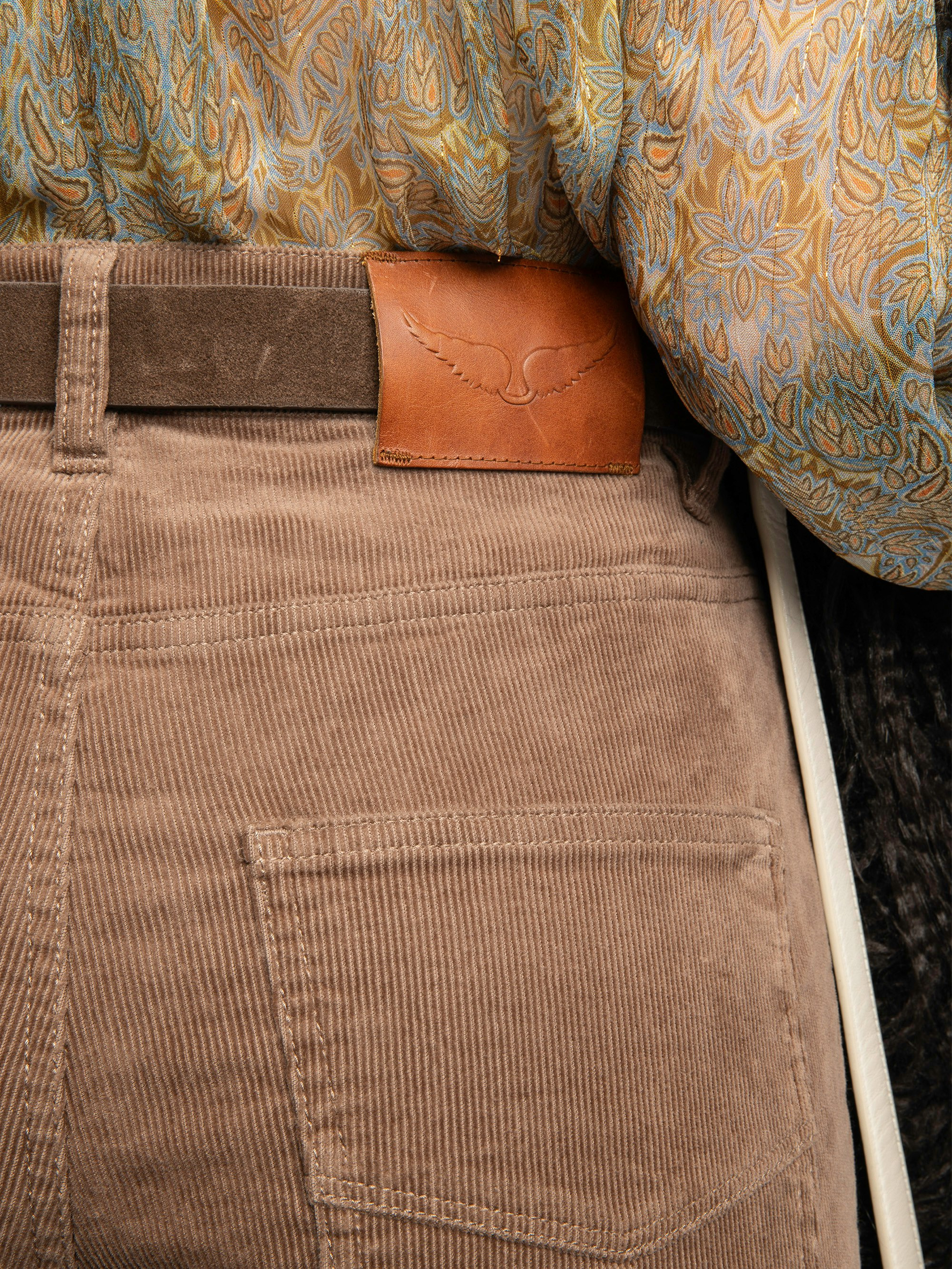 Eli Corduroy Pants - 6