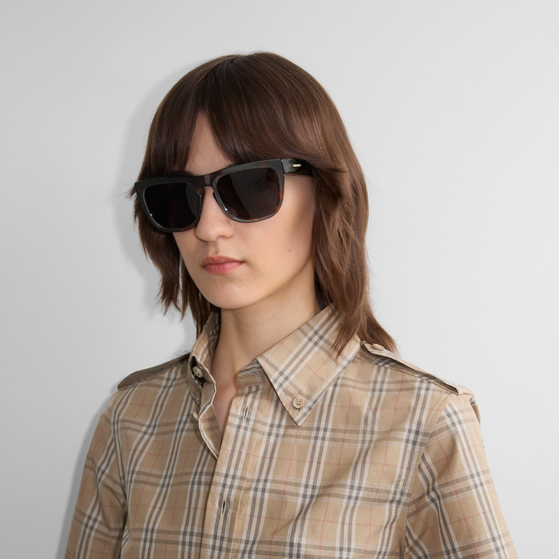 Burberry Square Sunglasses outlook