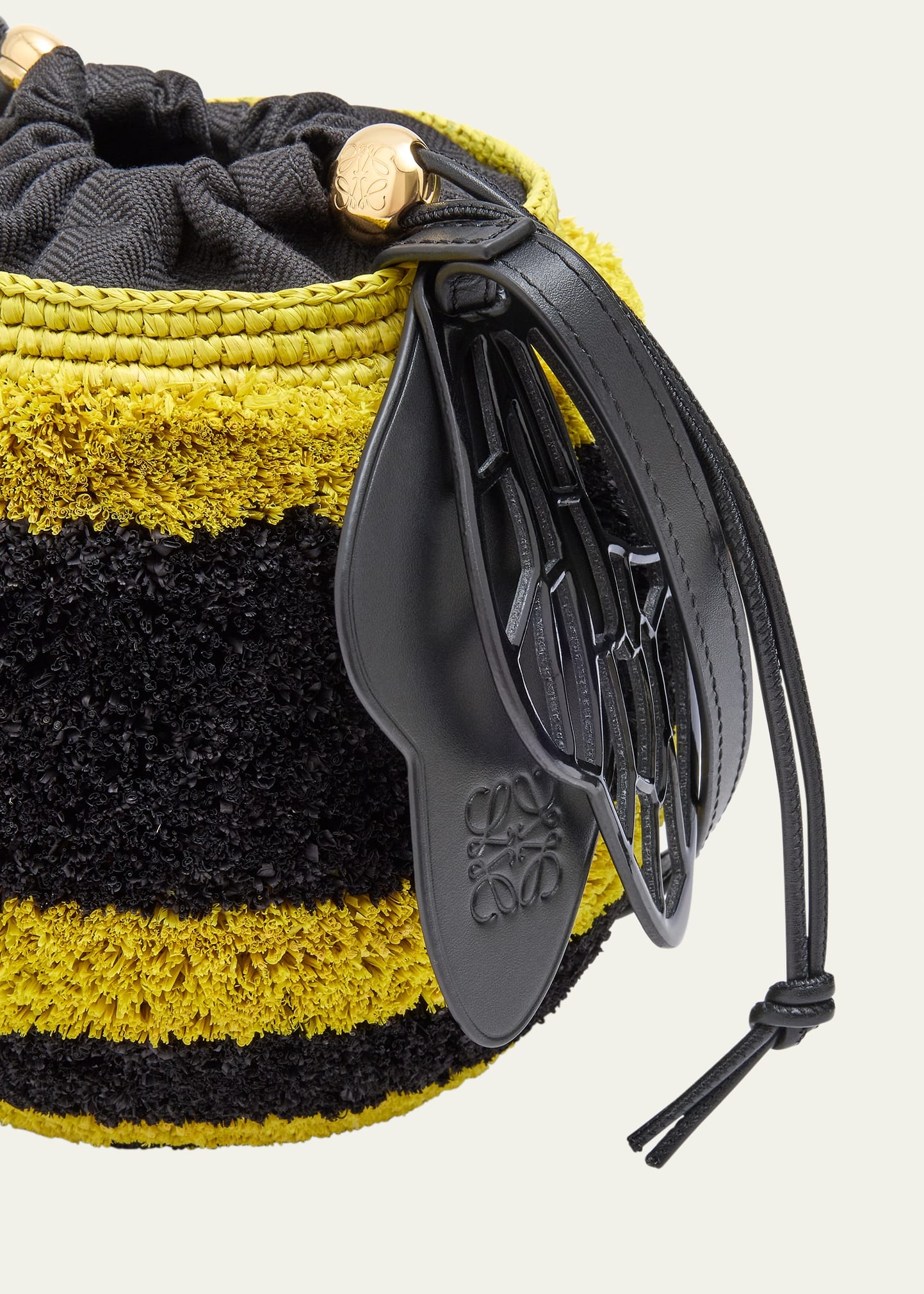 Bee Basket Bucket Bag in Raffia and Leather - 3