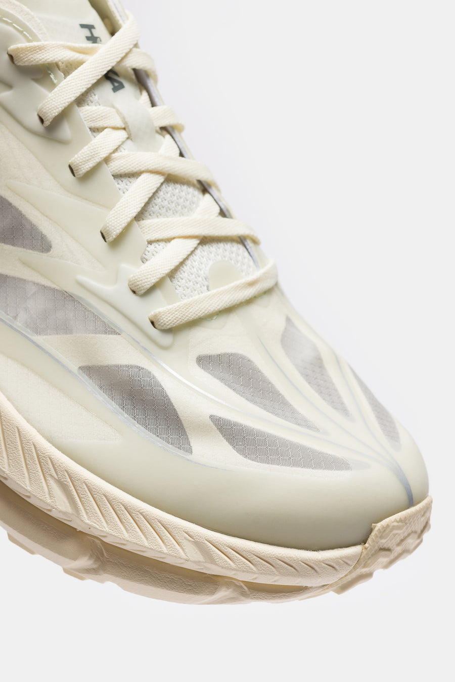 Mafate Speed 4 Lite Sneaker in Truffle Salt/Vintage Yellow - 6